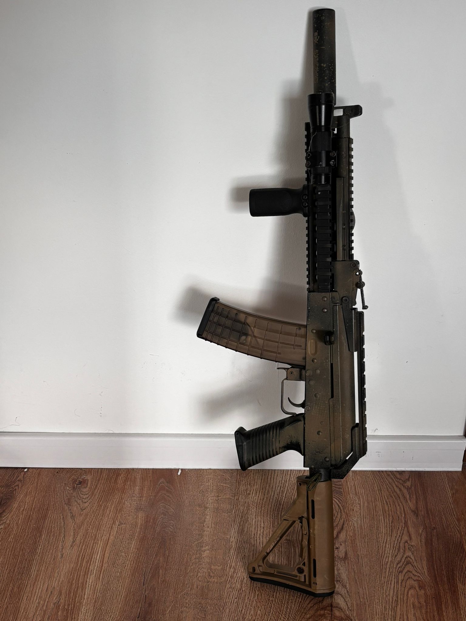 AK105 MK18