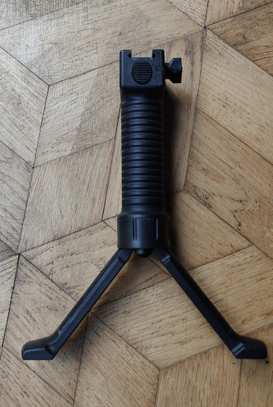 Chwyt przedni GPS Grip Pod Systems GS.02 dwójnóg US ARMY USMC