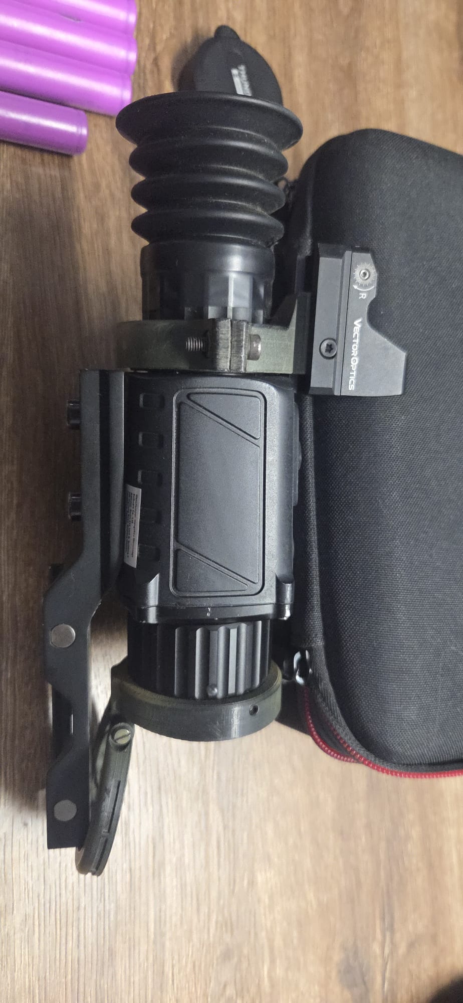 Celownik termowizyjny HIKVISION Thunder TH35