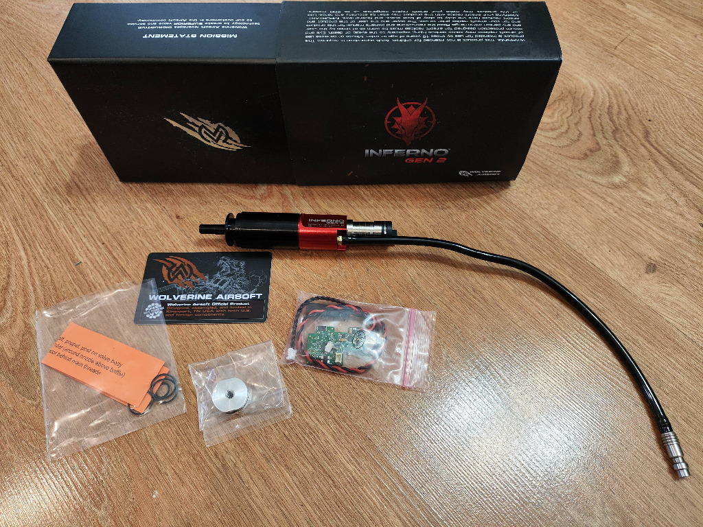 Inferno GEN 2 + Elektronika - złącze US.