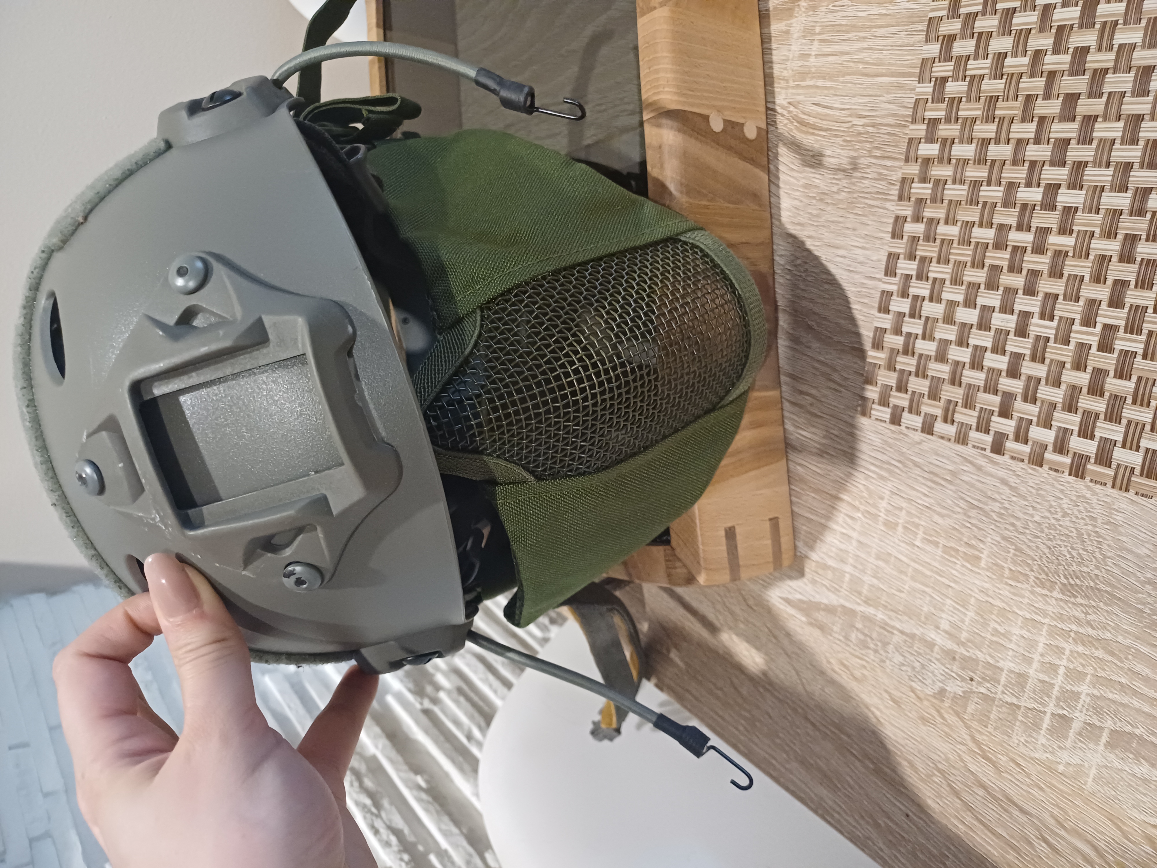 Zestaw ASG – repliki + oporządzenie (Specna Arms / Novritsch / Tasmanian Tiger)