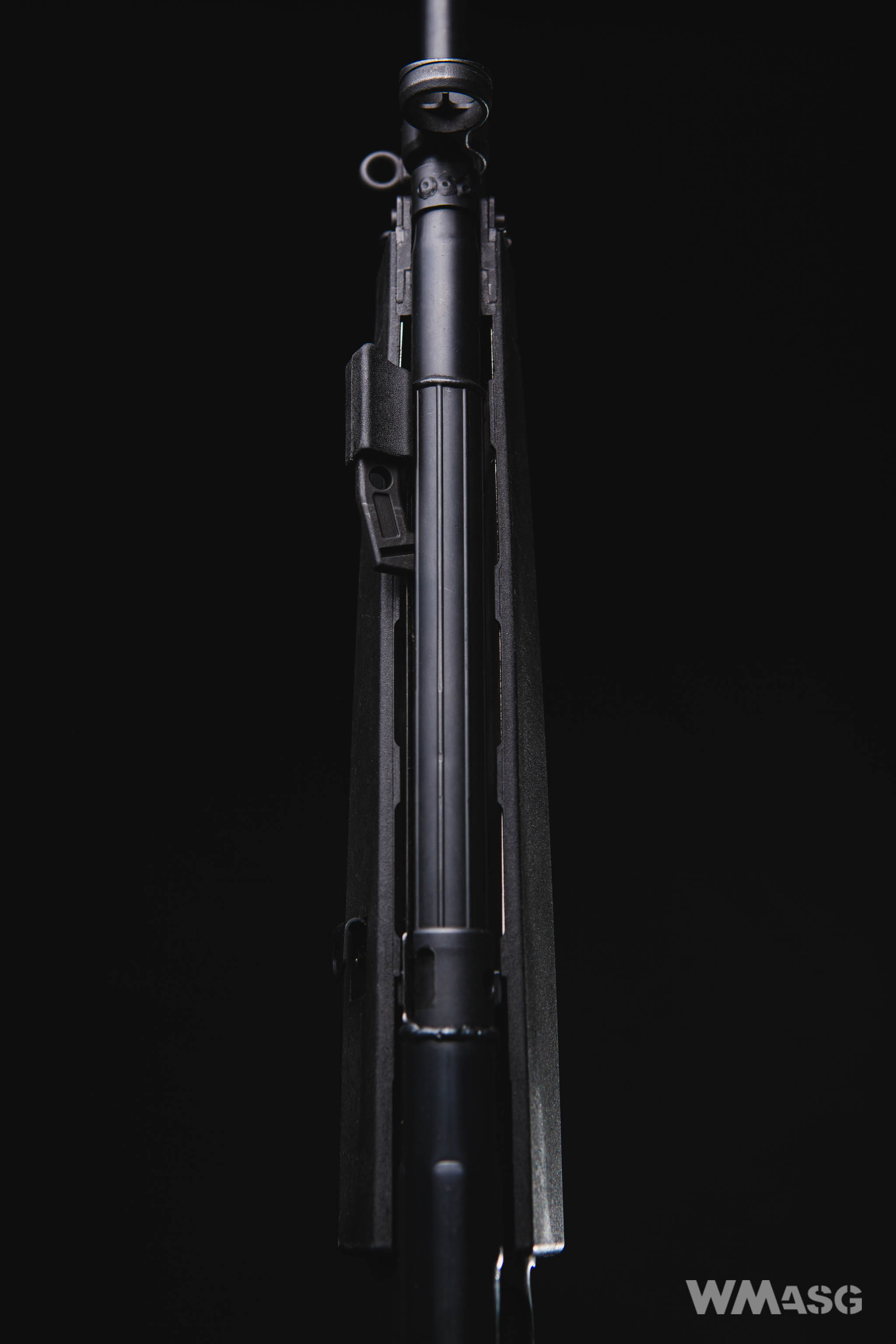 LCT LK-33A2 (HK G33) z zewnątrz