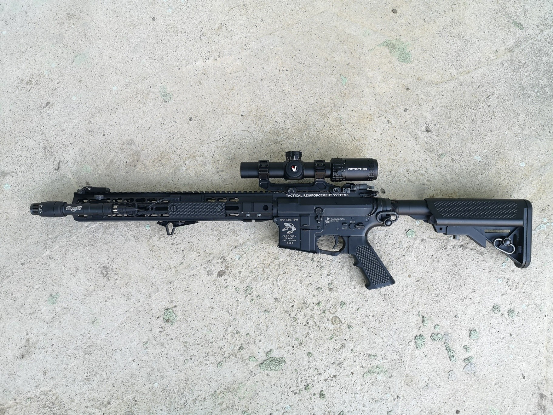 Latarka kopia SureFire M600 stan BDB
