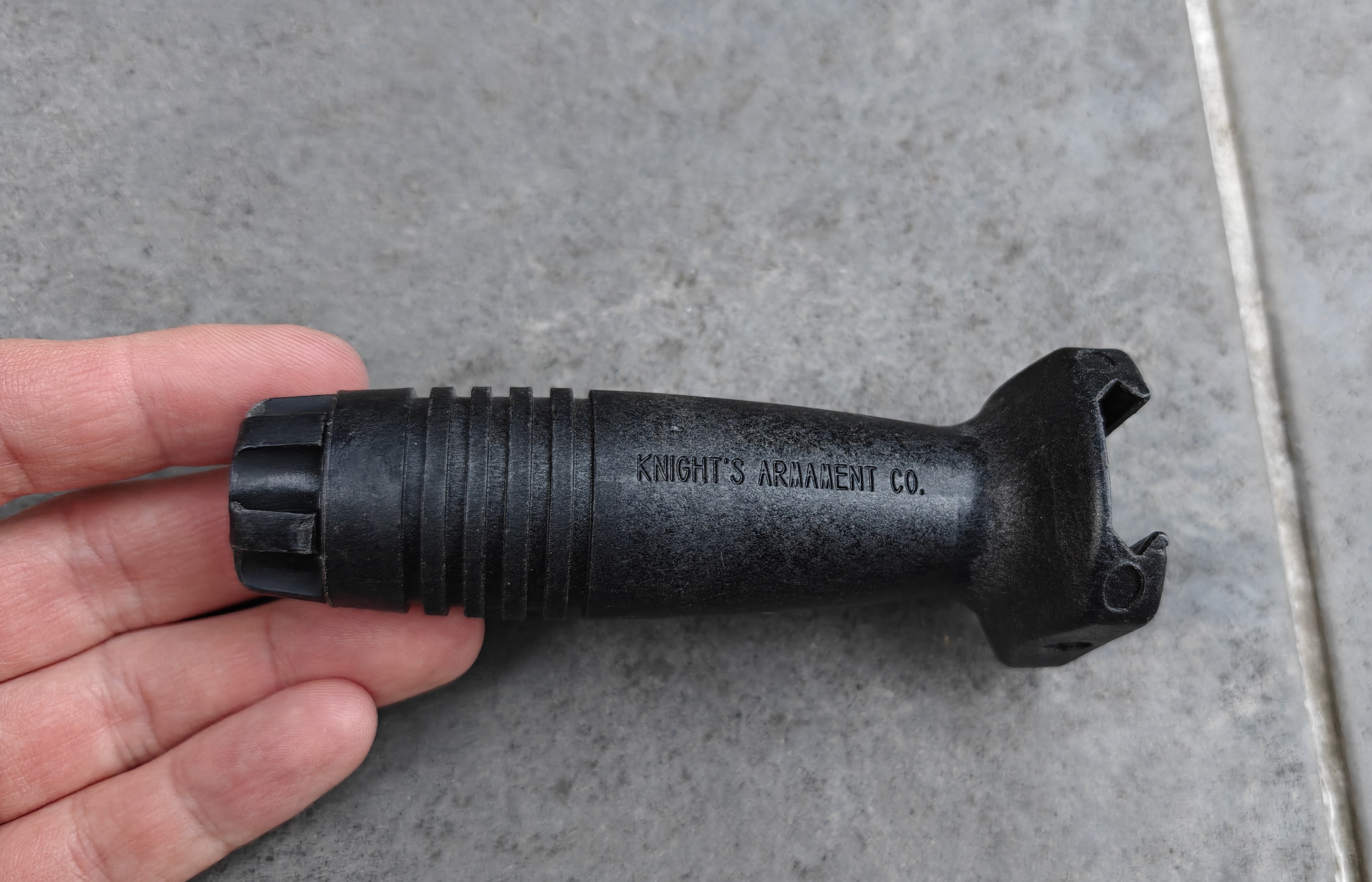 KAC Knight's Armament Chwyt przedni forward vertical grip US ARMY USMC