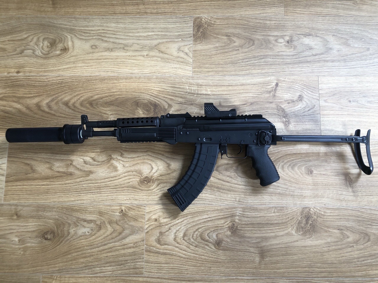 AKMS LCT