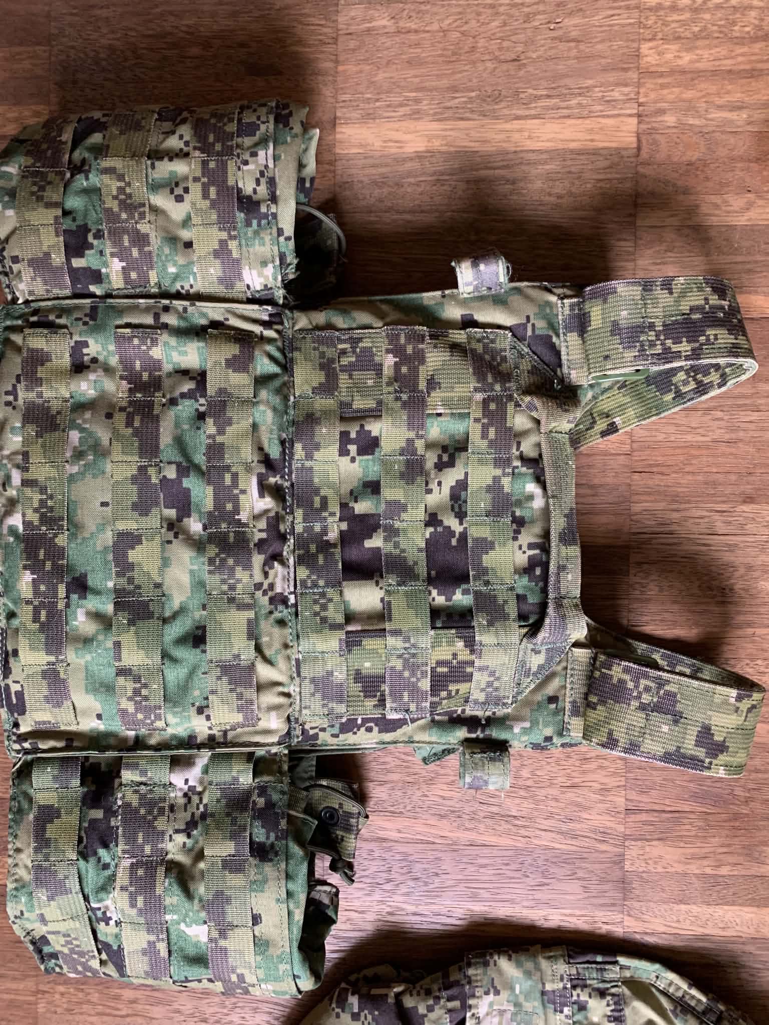 Kamizelka LBT 6094B GEN 2 AOR2 DOM2014 (crye precision, arcteryx, eagle indsutries, lbt, aor1, devgru, navy seals, old gen)