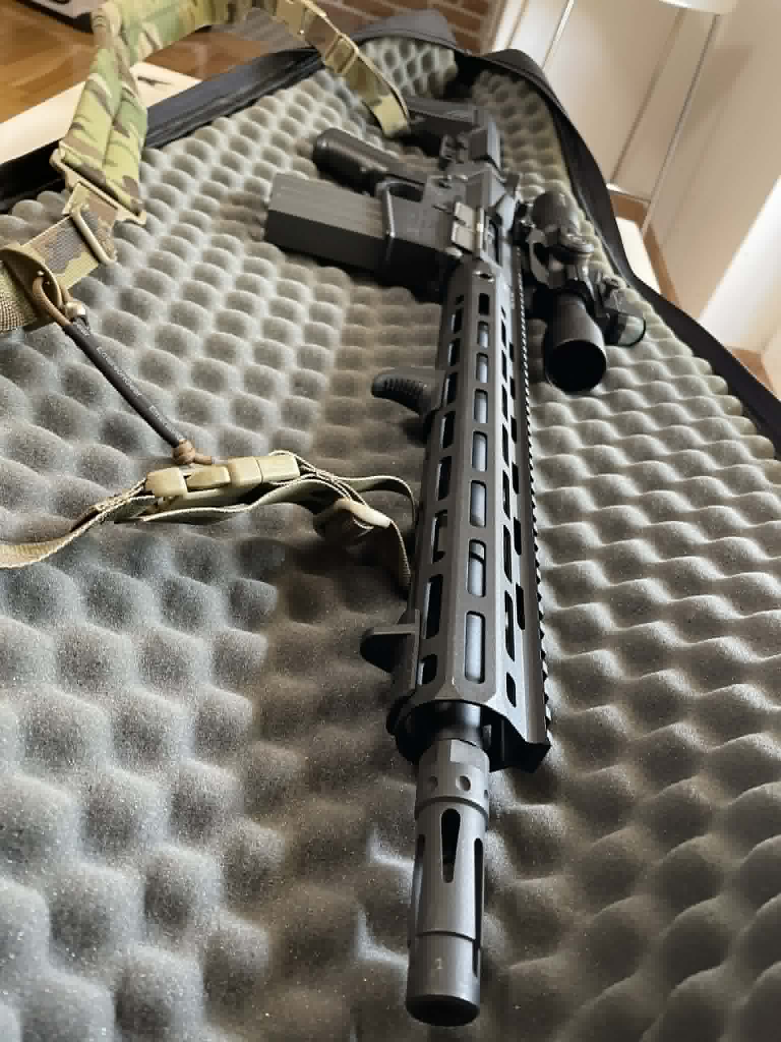 DMR: SR25 od G&G.