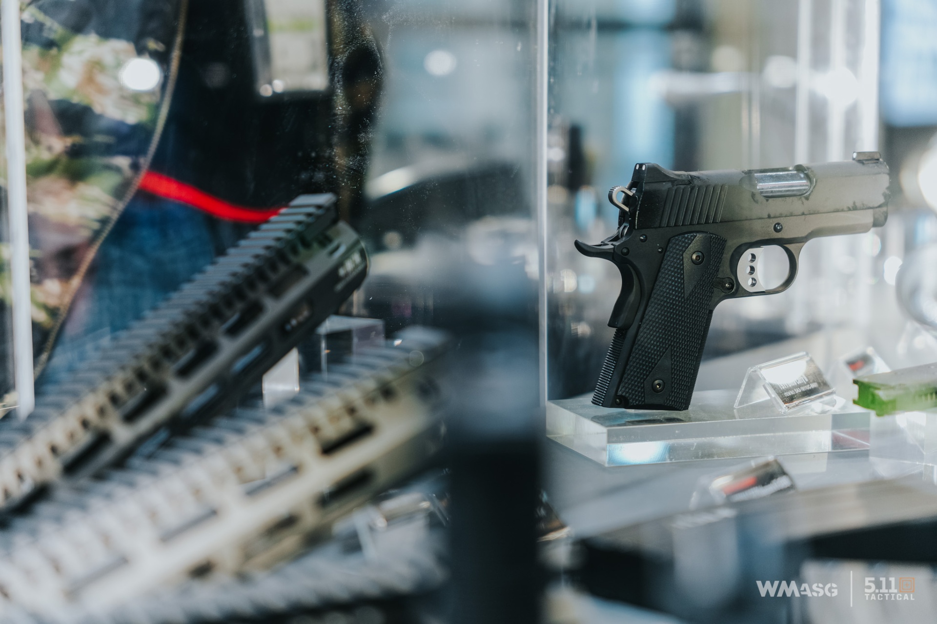 Nowy prototyp repliki Vega Force Company na targach IWA 2023