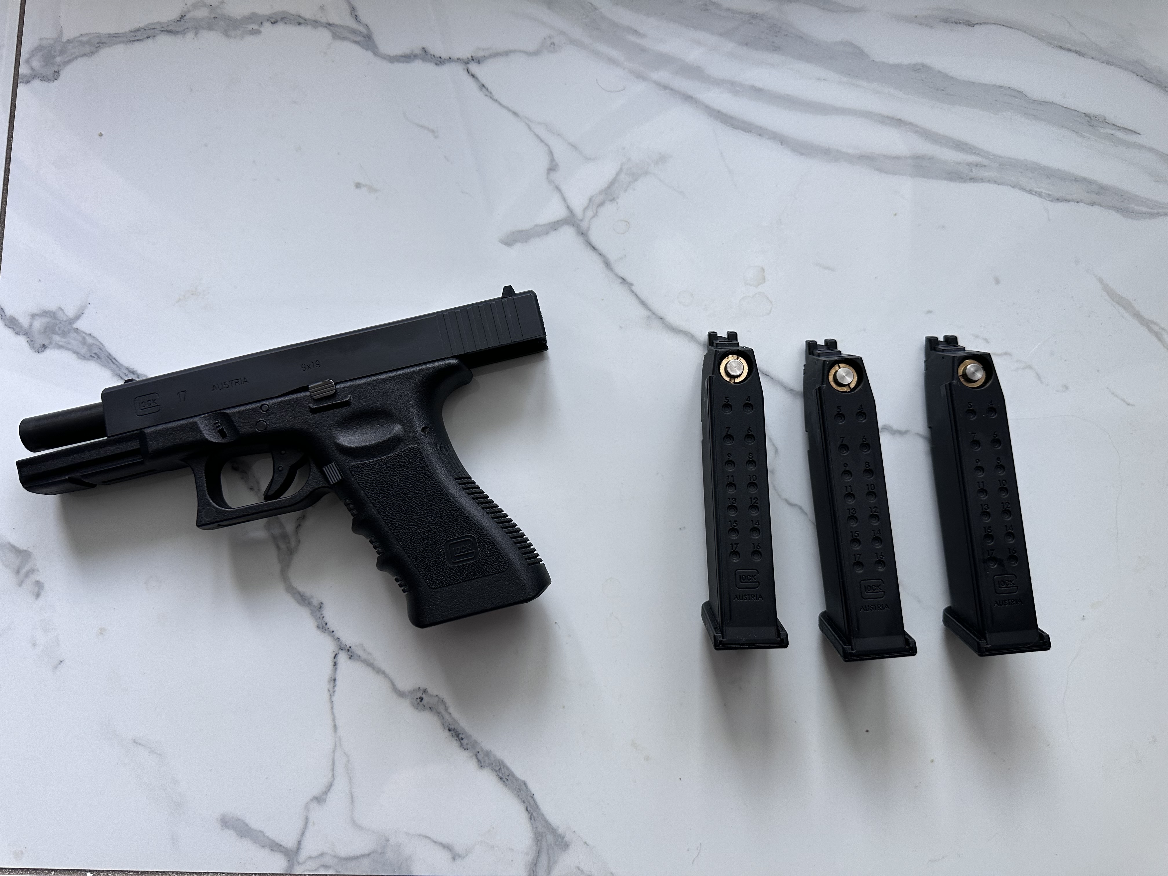 Glock 17 Gen3 GHK Steel Slide Umarex GBB, nieużywany, 3 magazynki