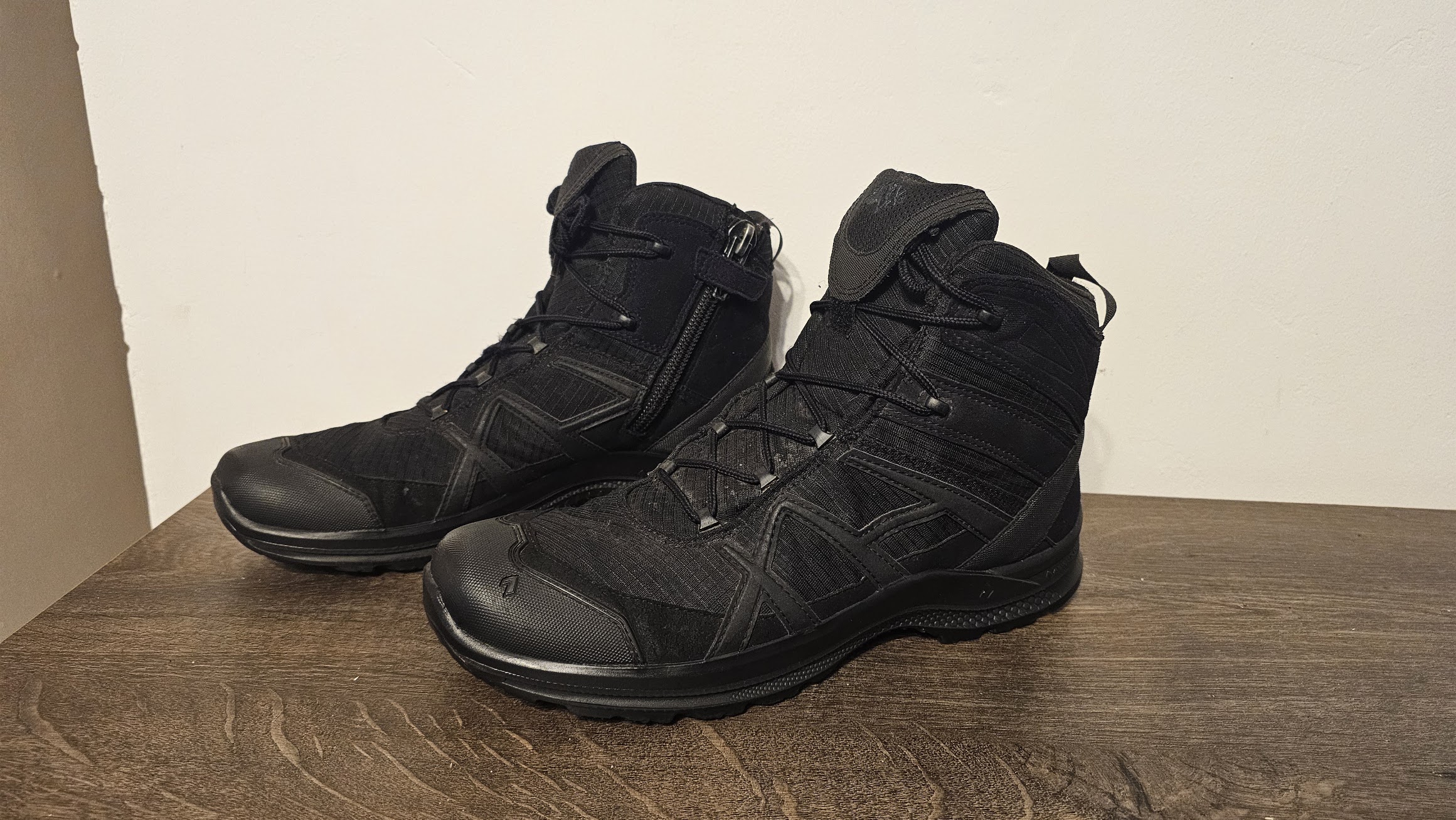 Buty taktyczne HAIX Black Eagle Athletic 2.0 Mid r44