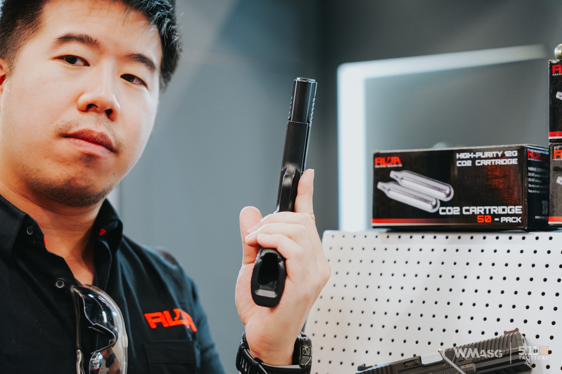 Red Wolf Airsoft z licencjonowanymi produktami własnej produkcji.