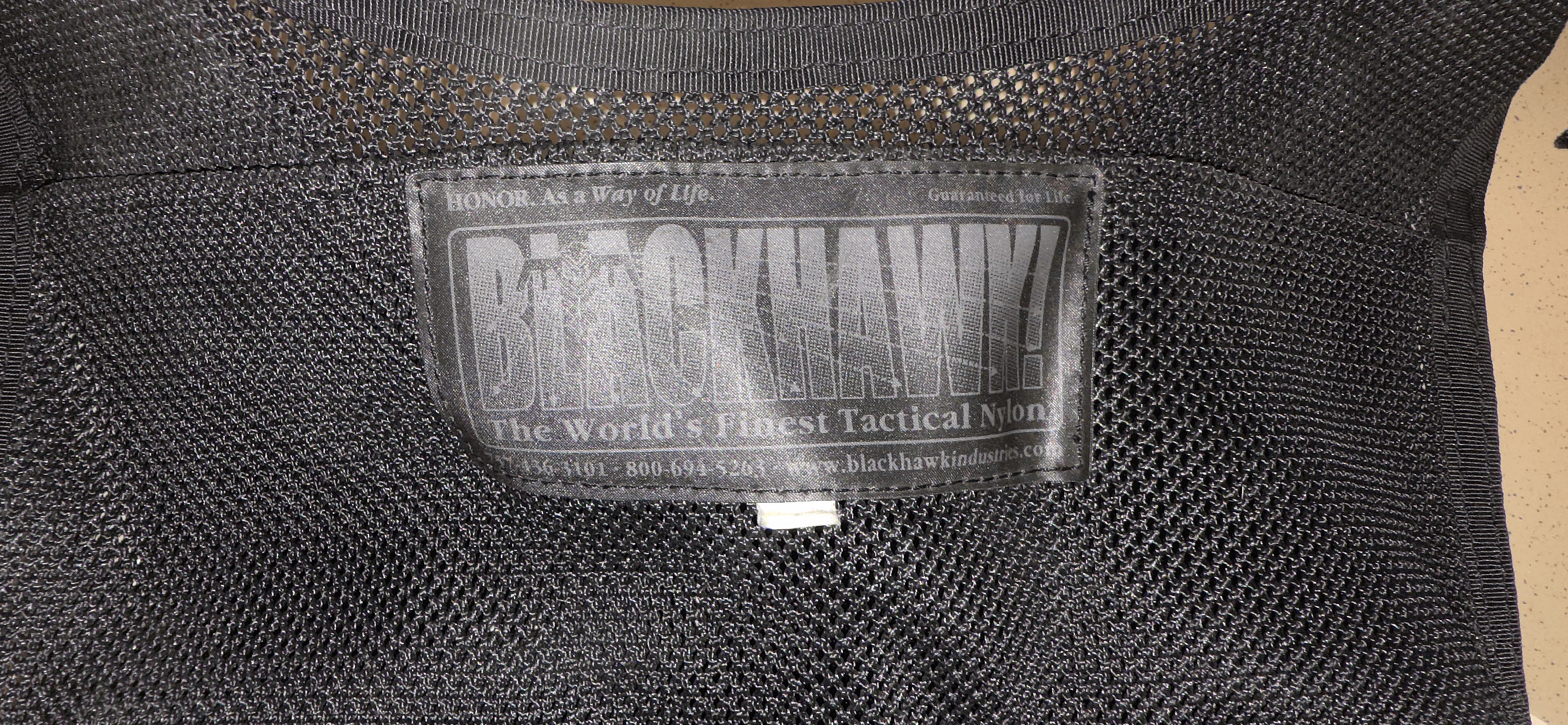 Zestaw Tac-Vest / Omega (Blackhawk) + panel udowy + ładownice