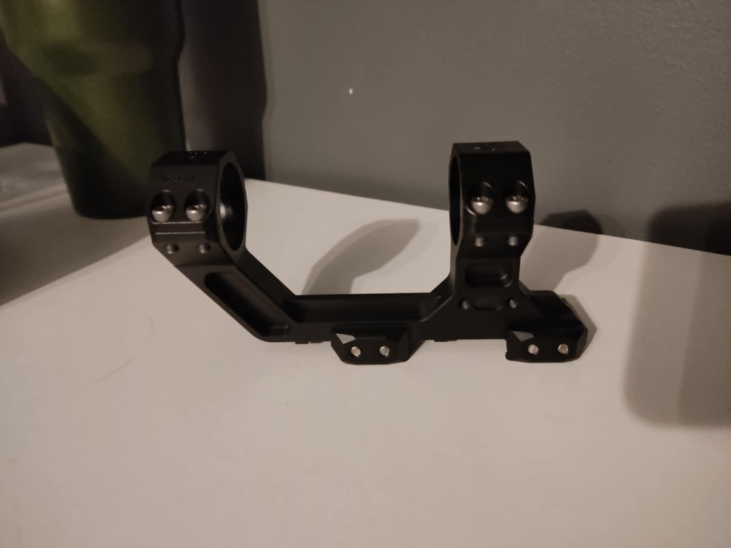 Nowy montaż lunety Vector Optics 1.97IN / 30MM