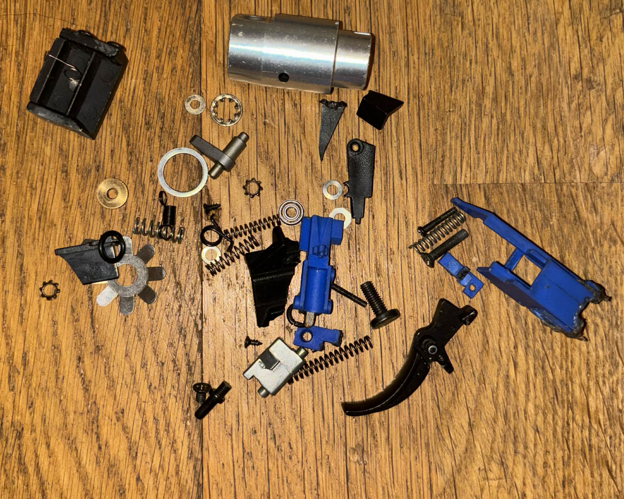 Resztki części po Asg (Cena za wszystko)