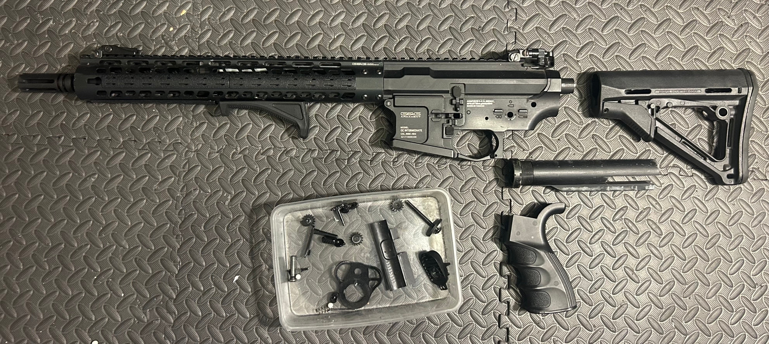 TR-16 G&G wydmuszka kompletna