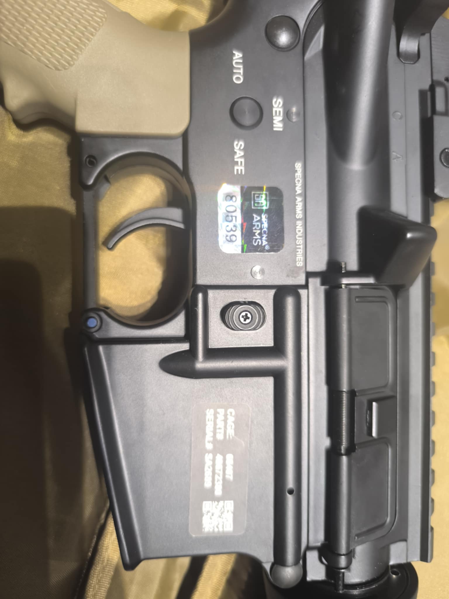 zestaw z Replika karabinka SA-B02 ONE™ - Half-Tan