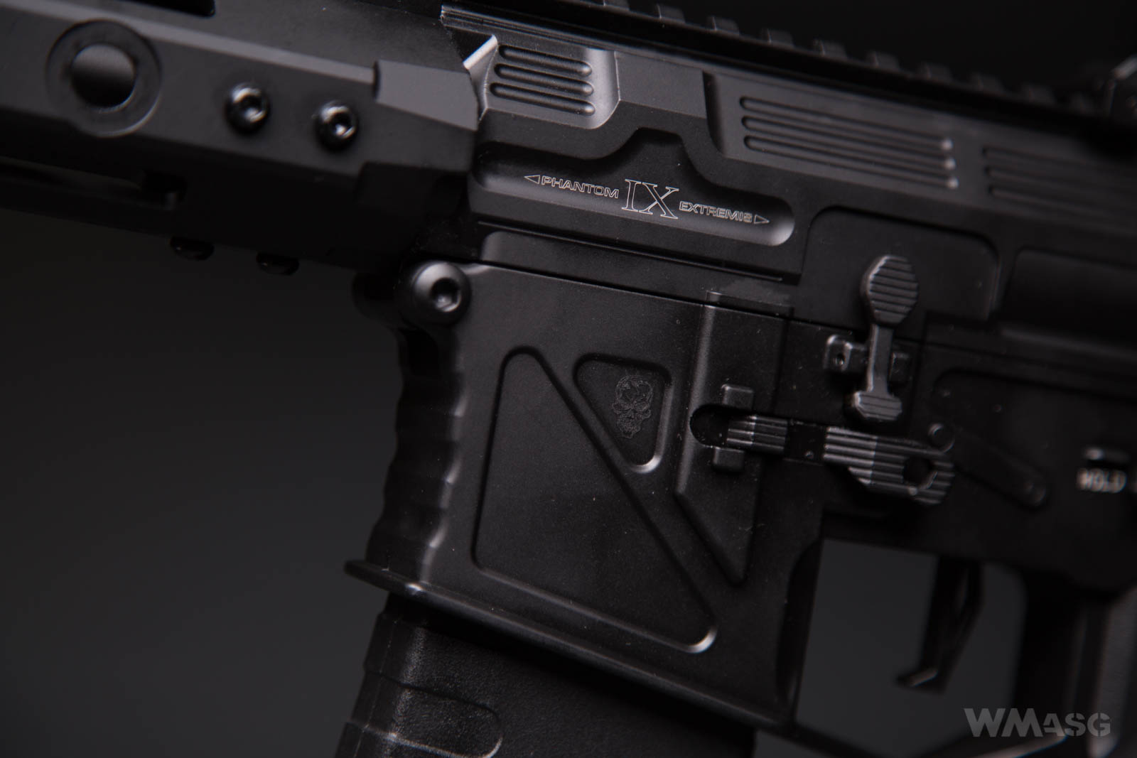APS Phantom Extremis Mk9 eSilver Edge - wygląd