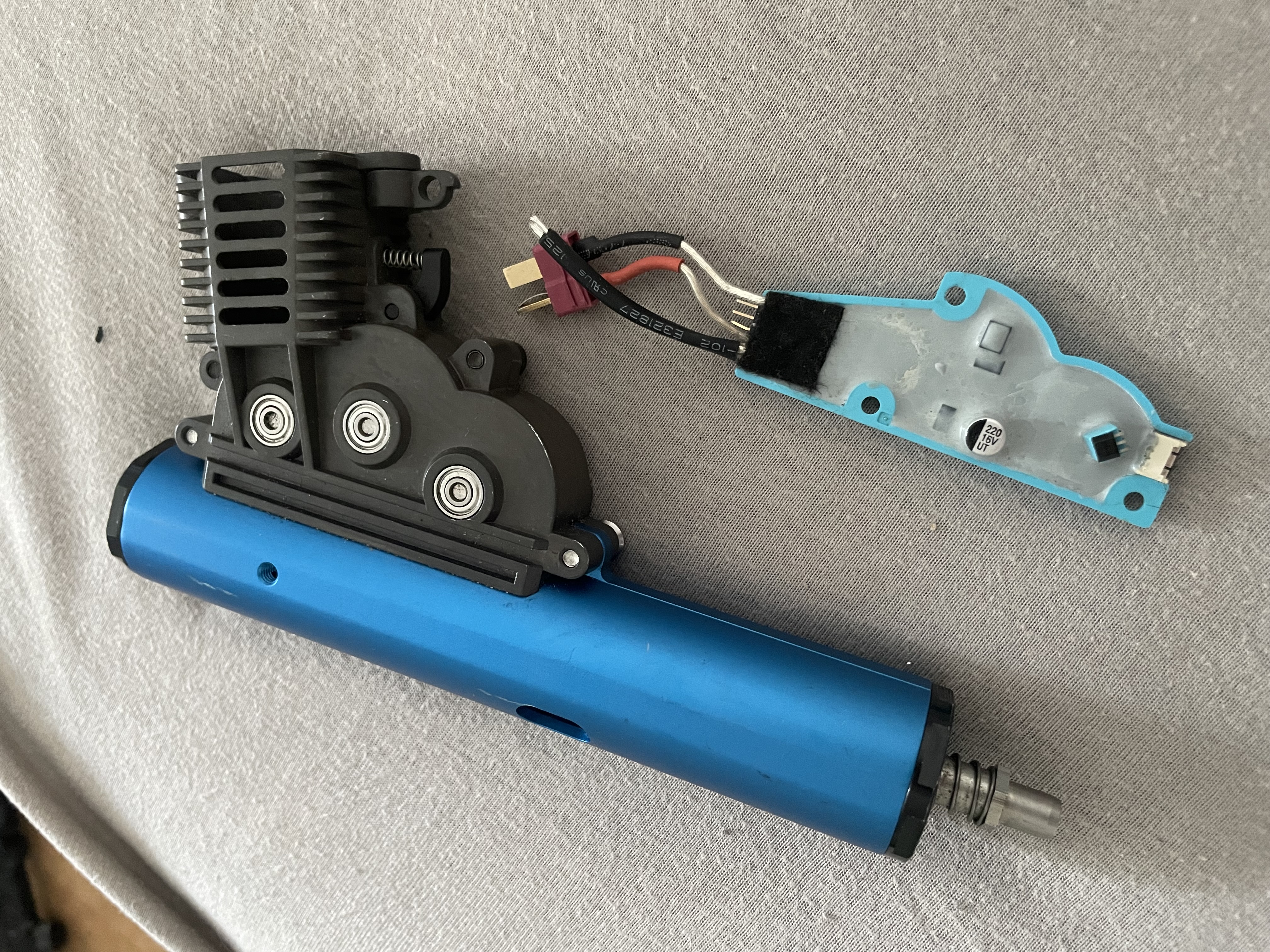 Części Silverback: Szkielet, Niebieski Cylinder, Elektronika / MOSFET