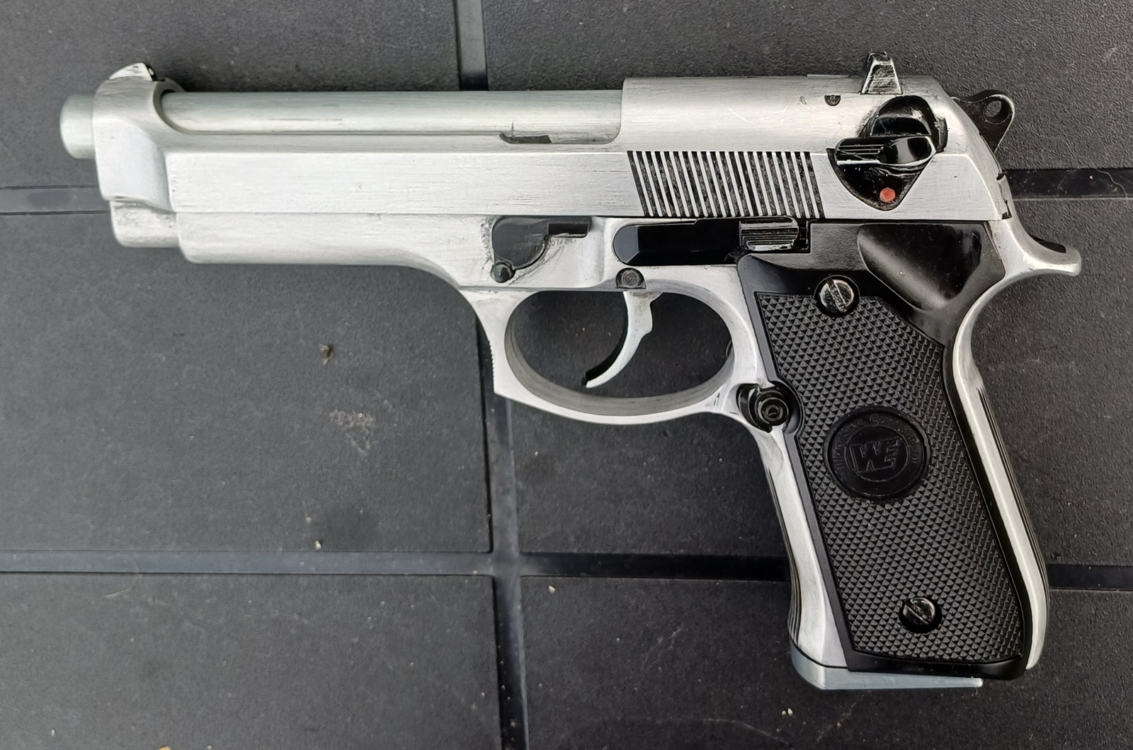 WE Beretta M9 gbb