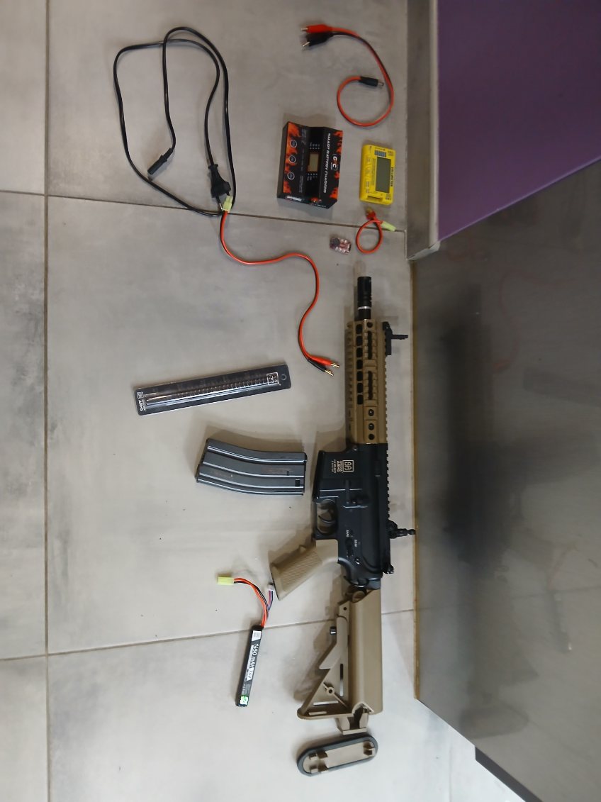 Specna arms SA-A04 | akumulator LiPo, ładowarka, sprężyna i kulki