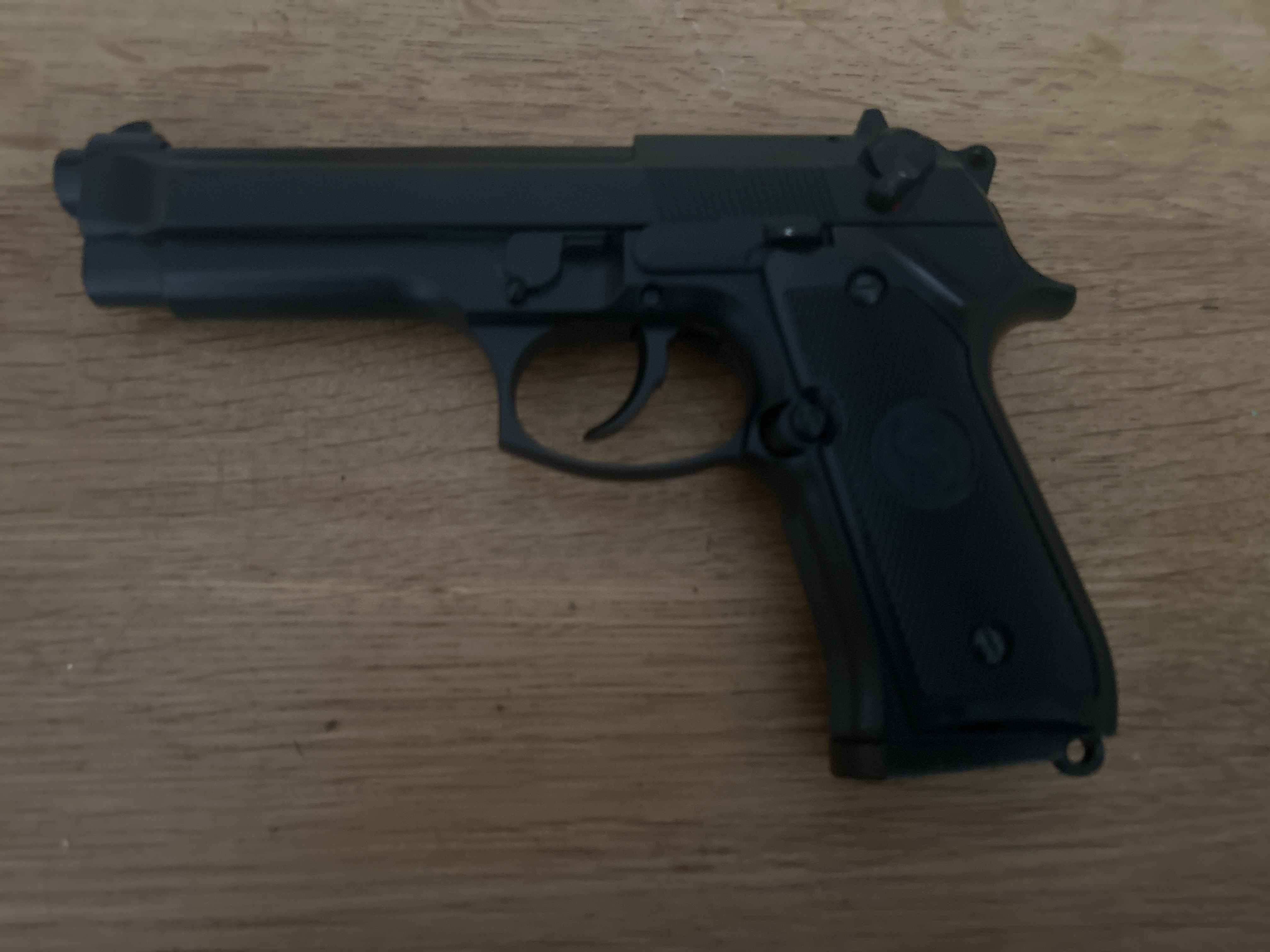 Replika Asg Beretta GBB Green Gas