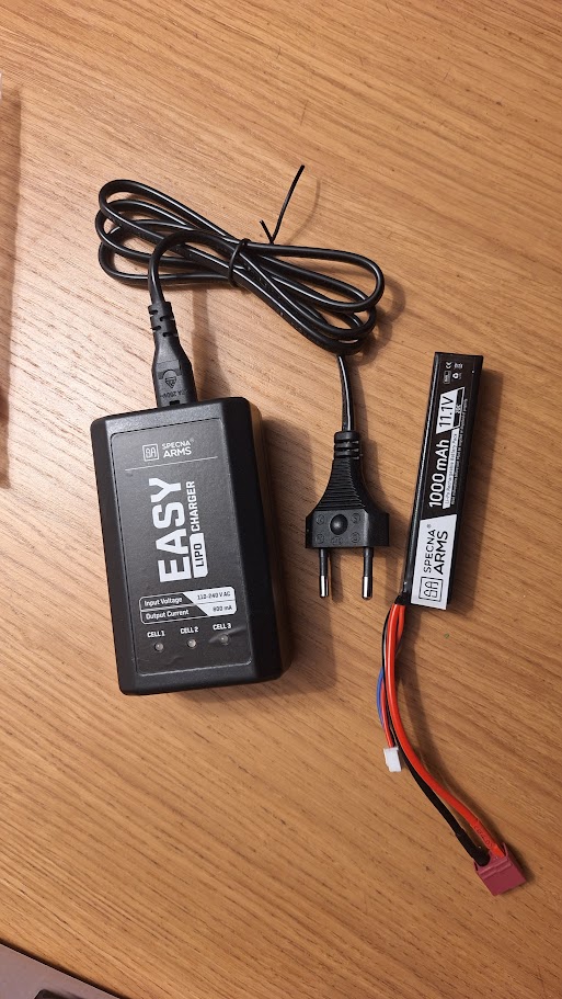 Zestaw ładowarka easy + bateria LiPo 11.1 1000mAh