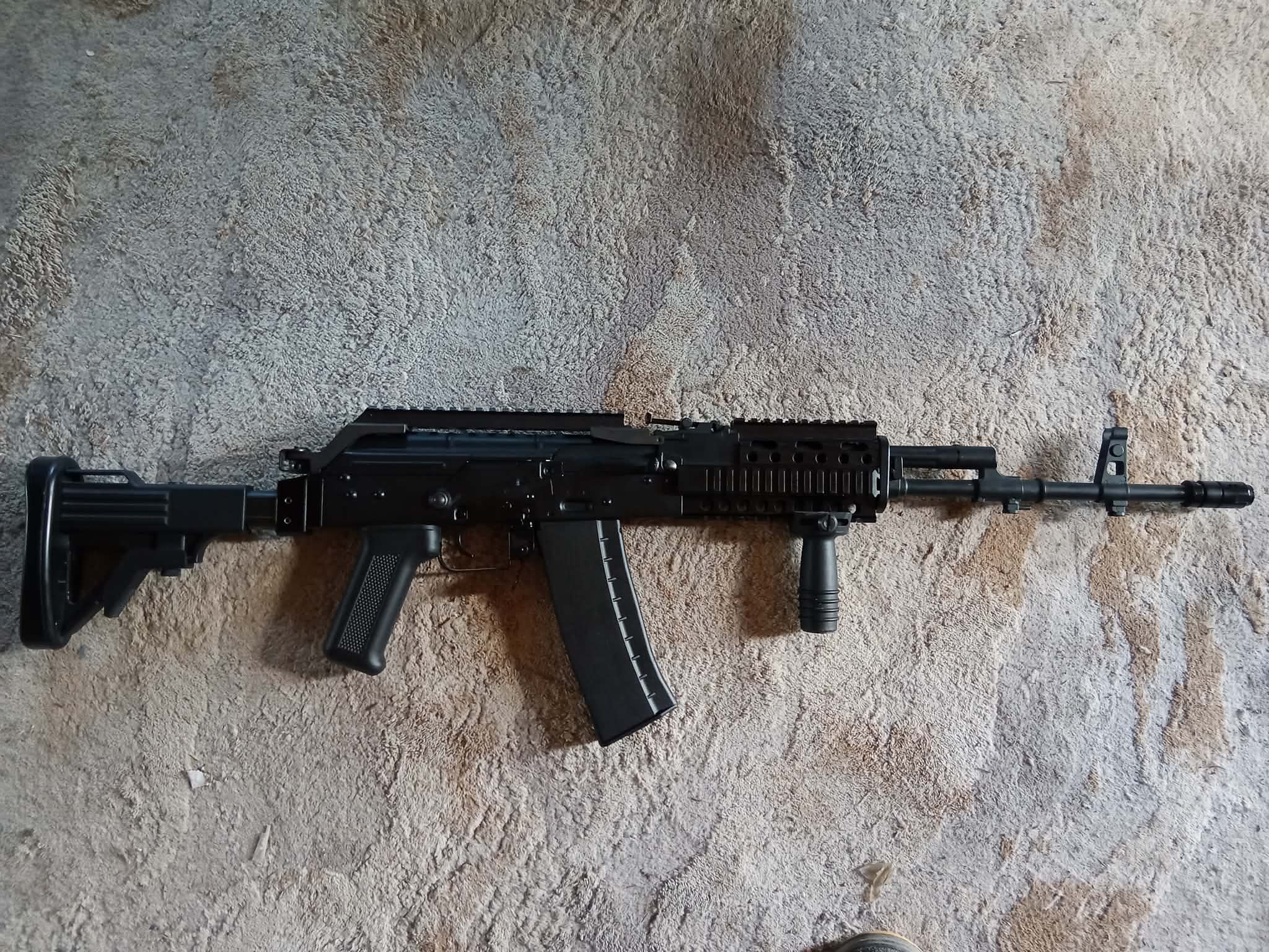 Replika ASG BERYL ARES 4MAGAZYNKI