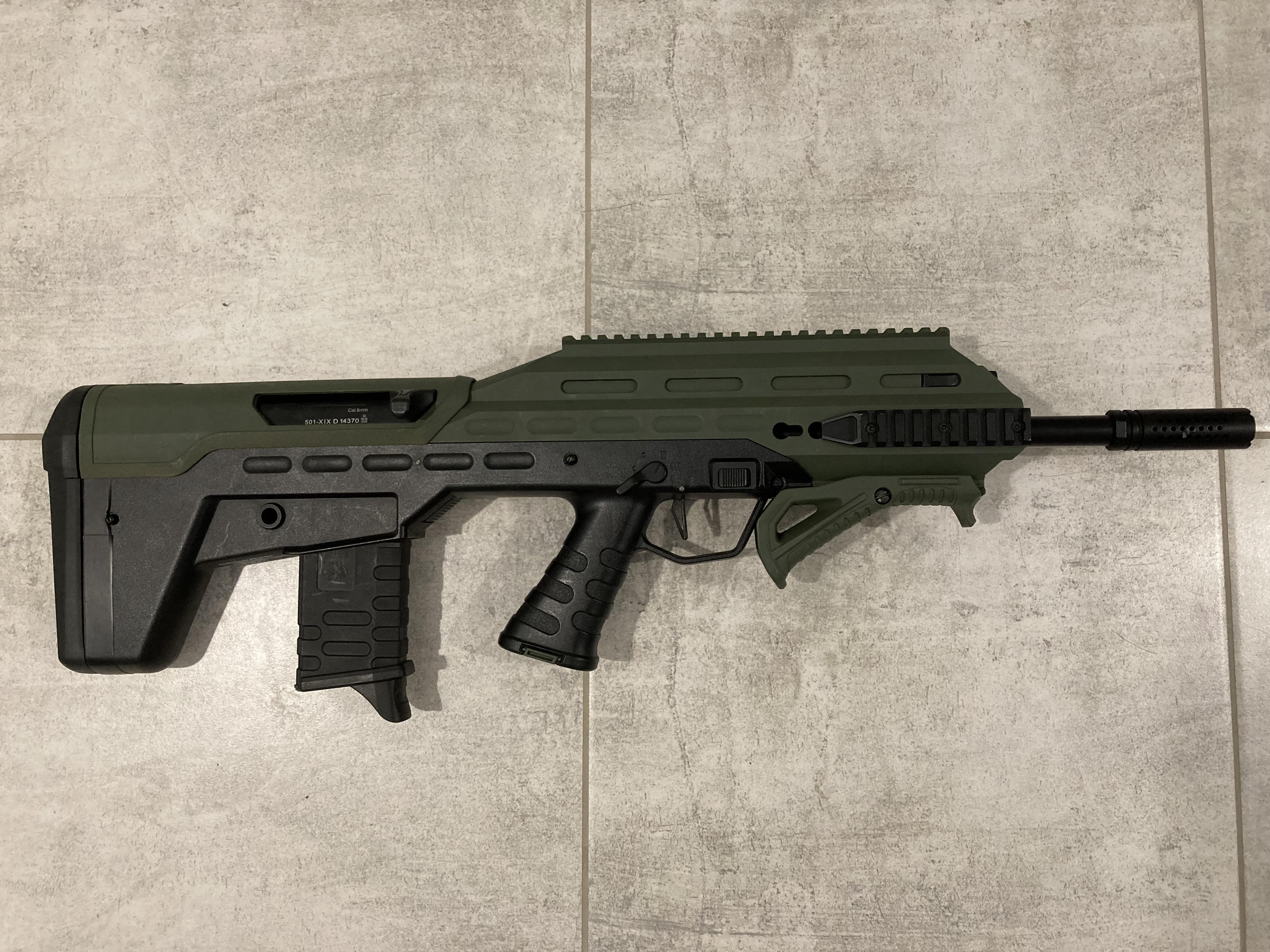 UAR APS, AEG (mocny tuning ~1,9 J)