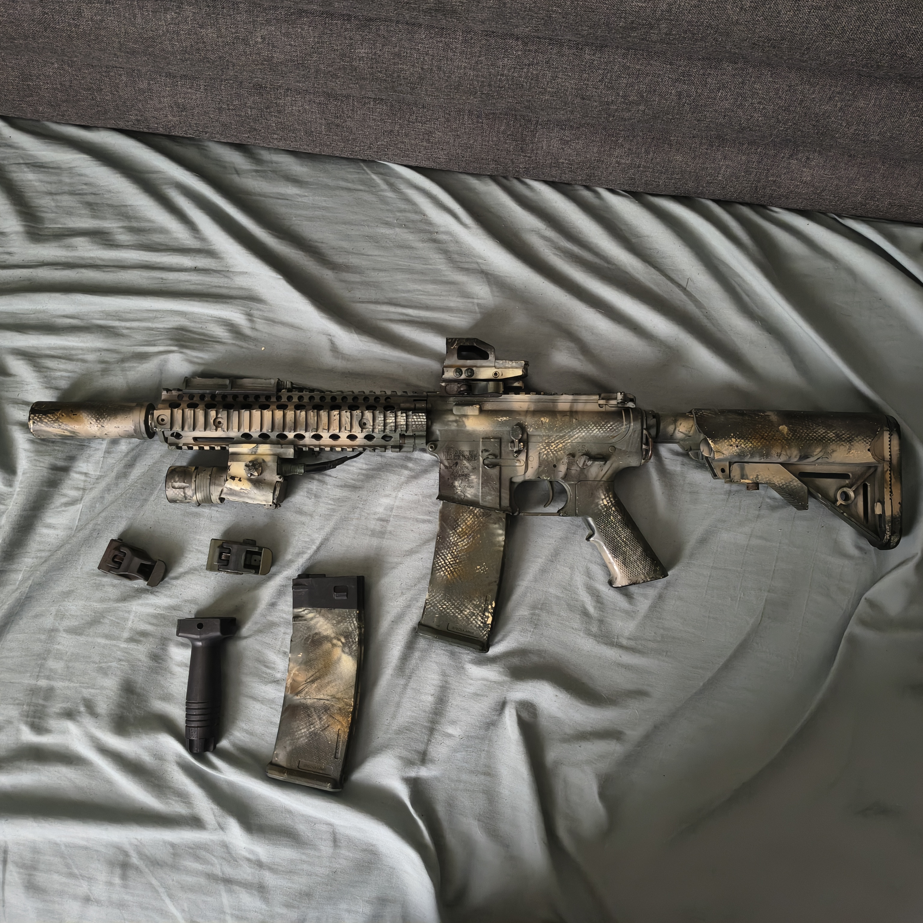 Specna arms Daniel defense z akcesoriami