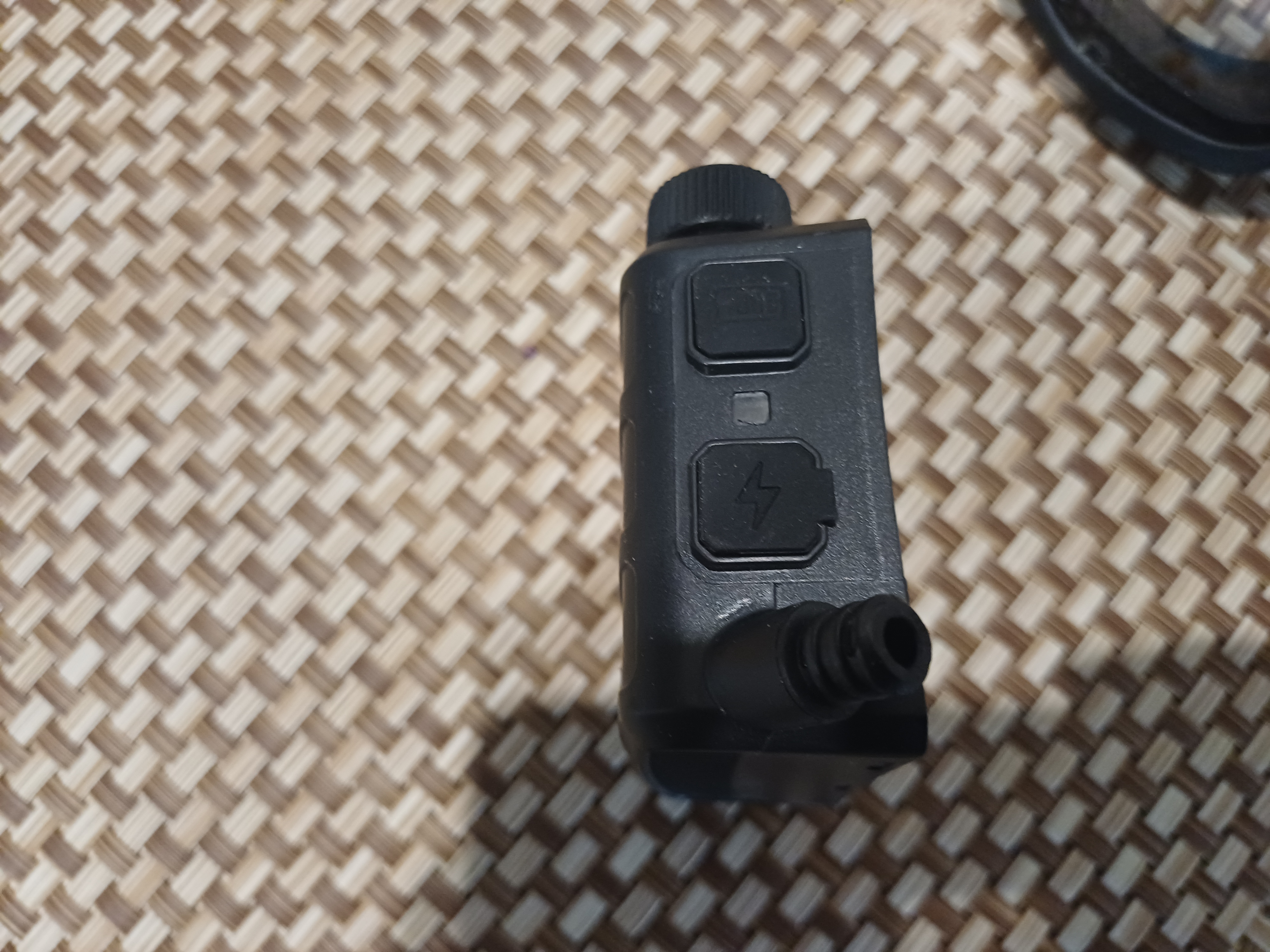 Zestaw ASG – repliki + oporządzenie (Specna Arms / Novritsch / Tasmanian Tiger)