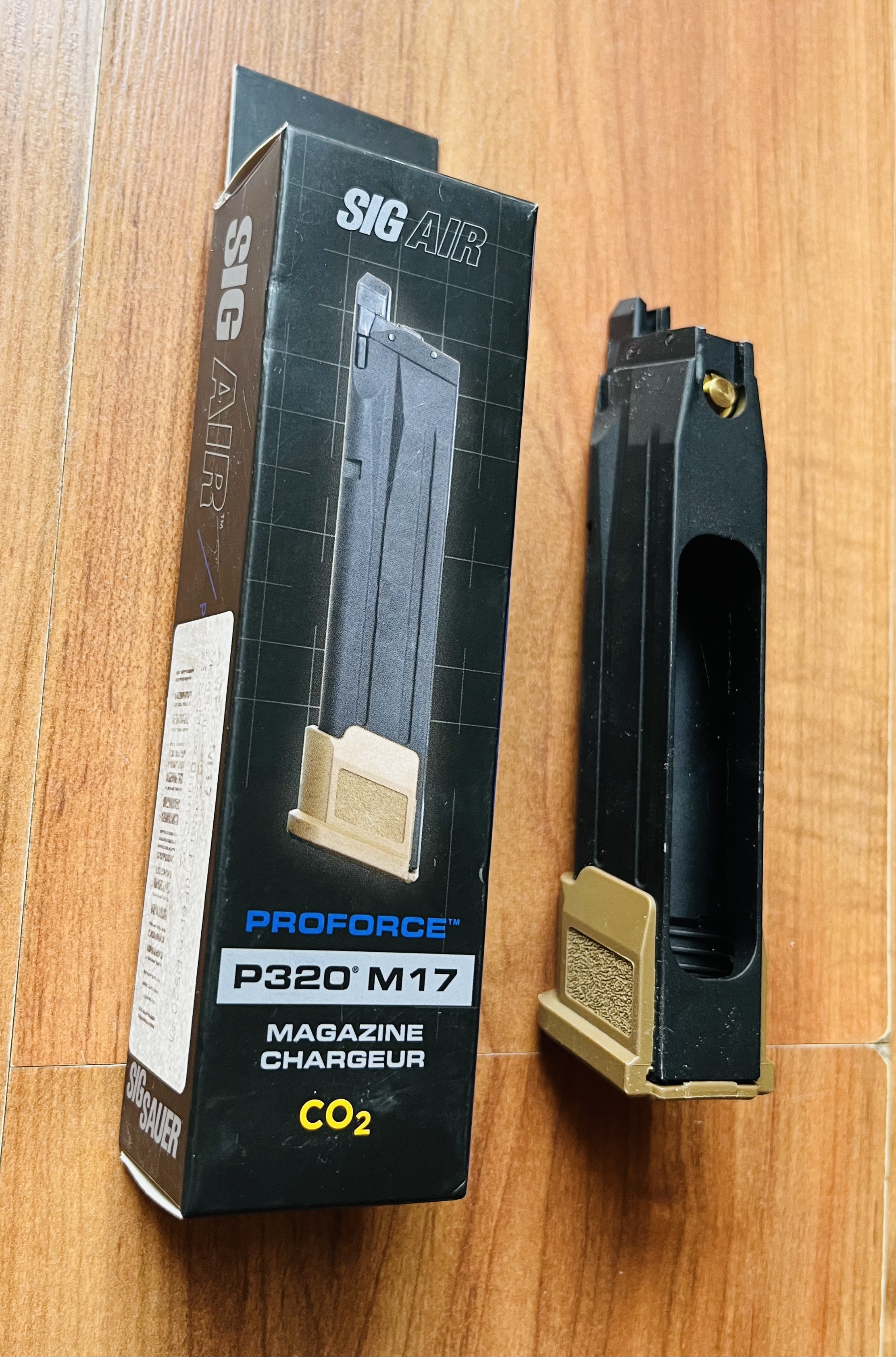 Magazynek Co2 do pistoletu Sig 0320 M17 / 18 Proforce