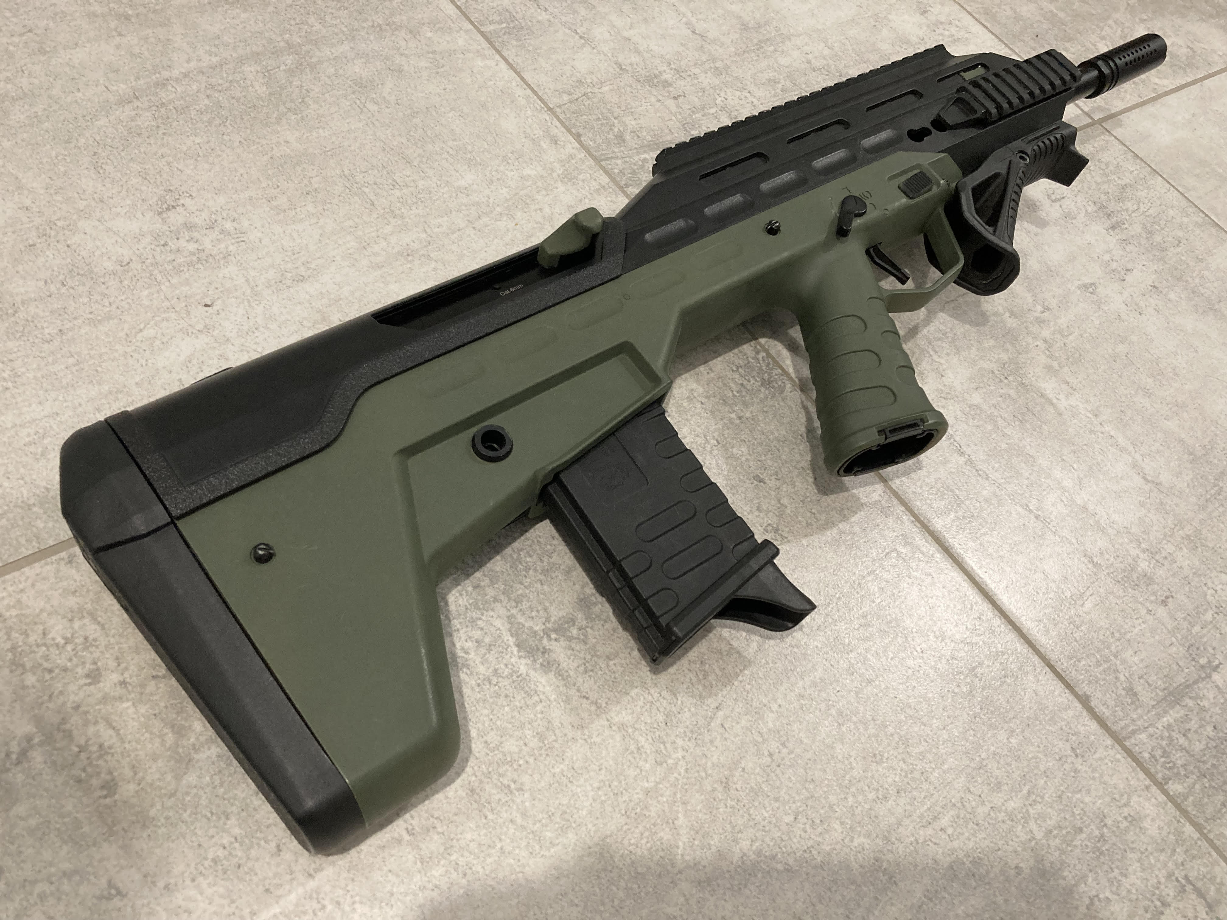 UAR APS, AEG (mocny tuning ~2,3 J)