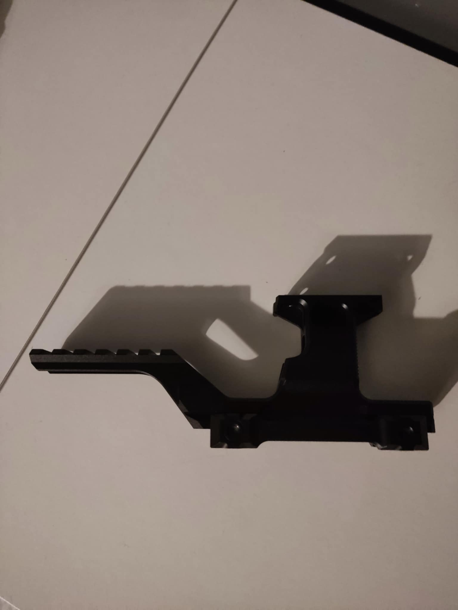 Montaż typu Hydra do kolimatorów T1/T2 firmy WADSN