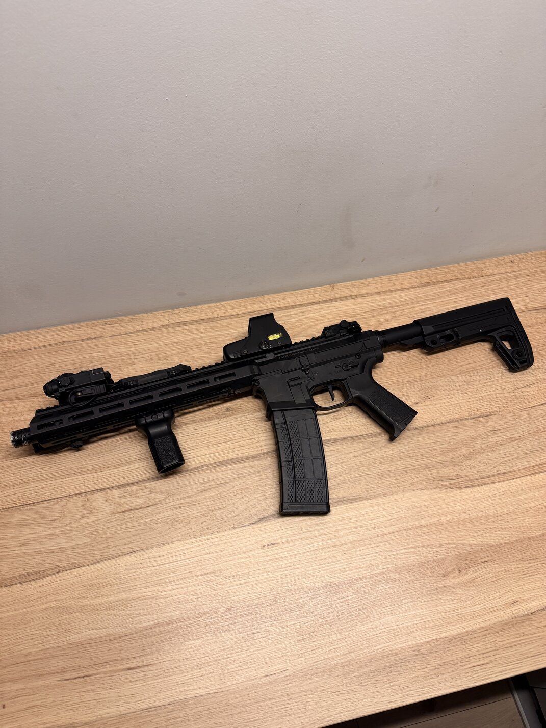 Double Eagle M904F + akcesoria