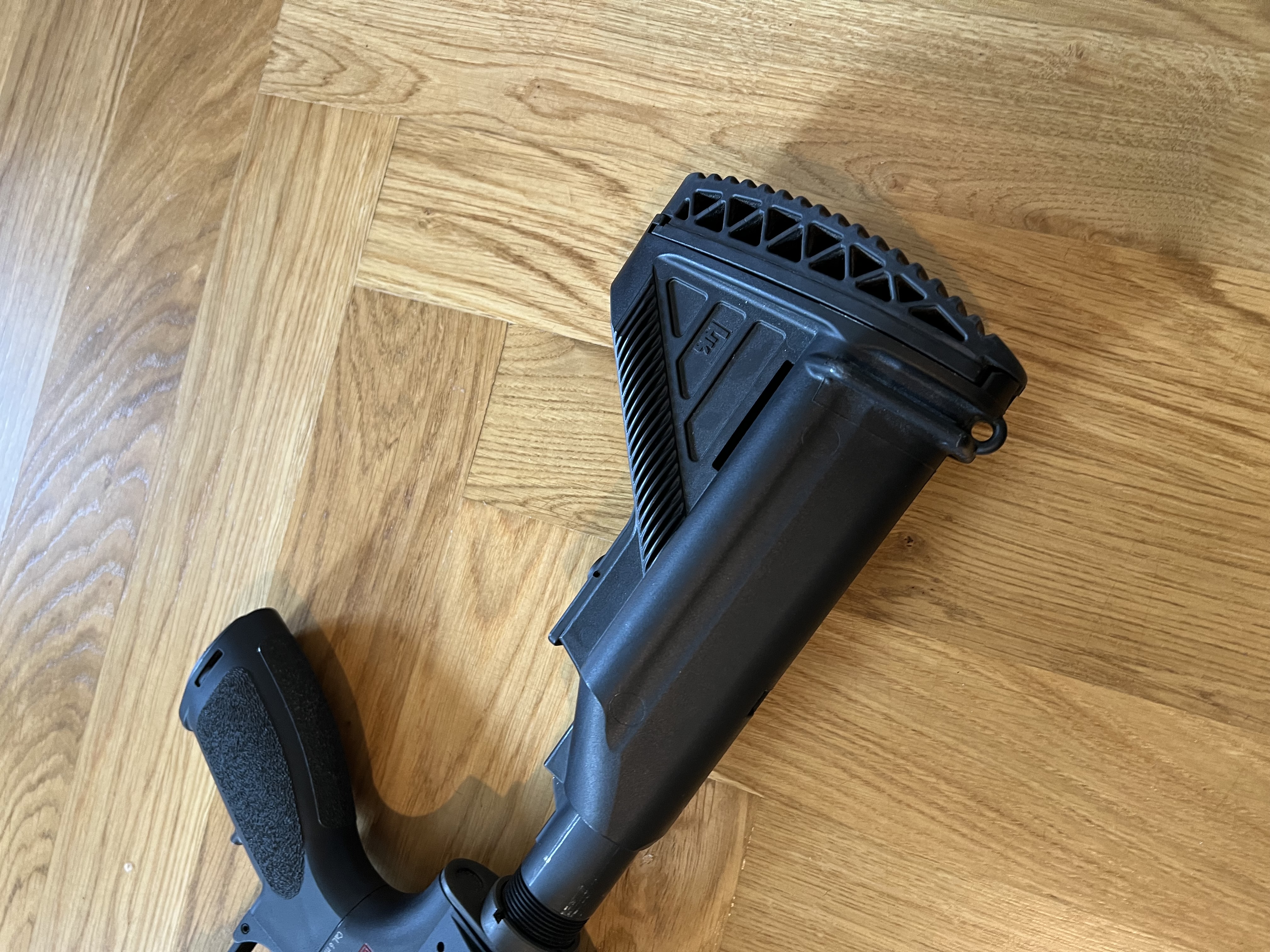 HK416 vfc idealny stan plus front Geiselle