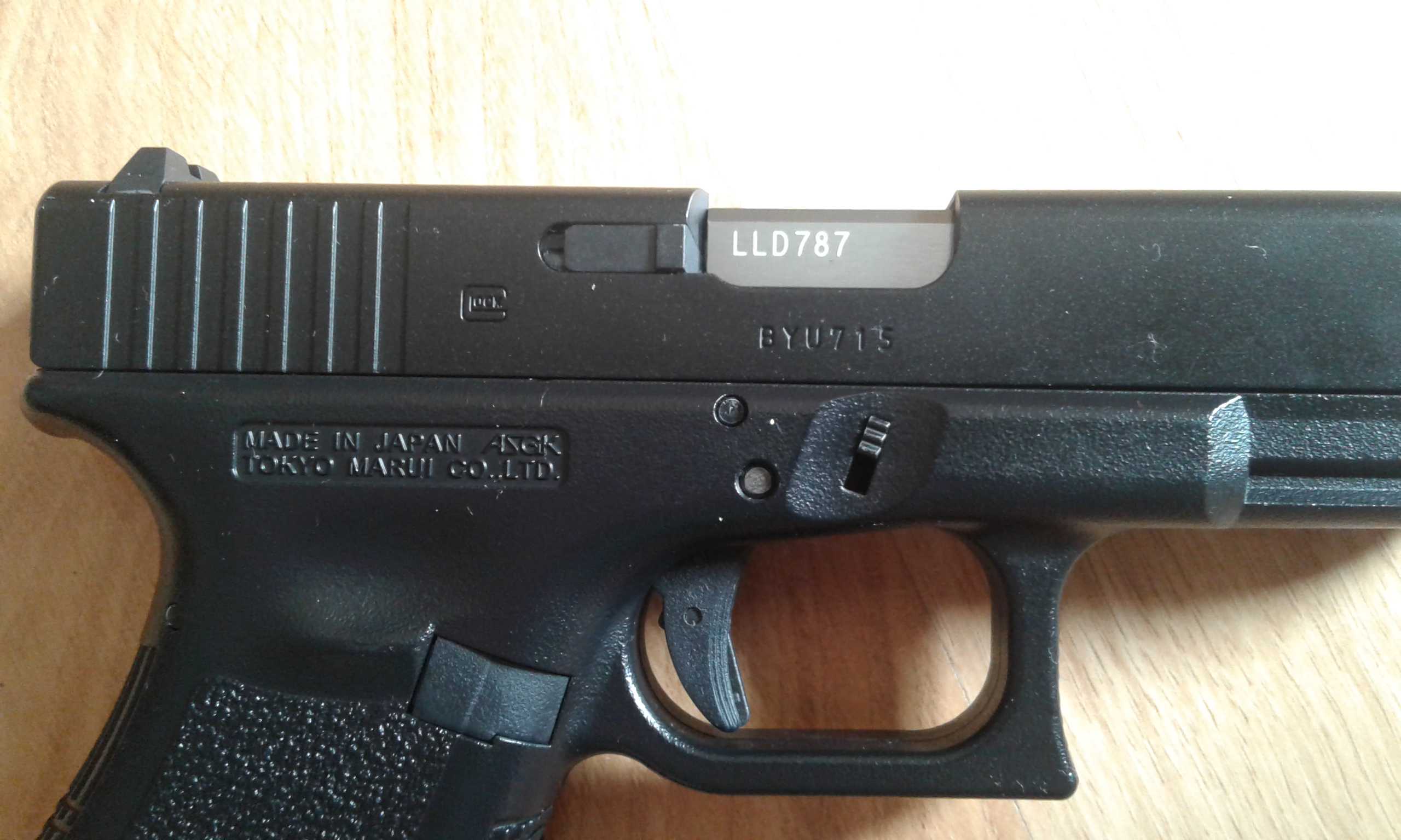 Glock 19 gen.3, G19, Tokyo Marui, Lufa Nine Ball non-recoil