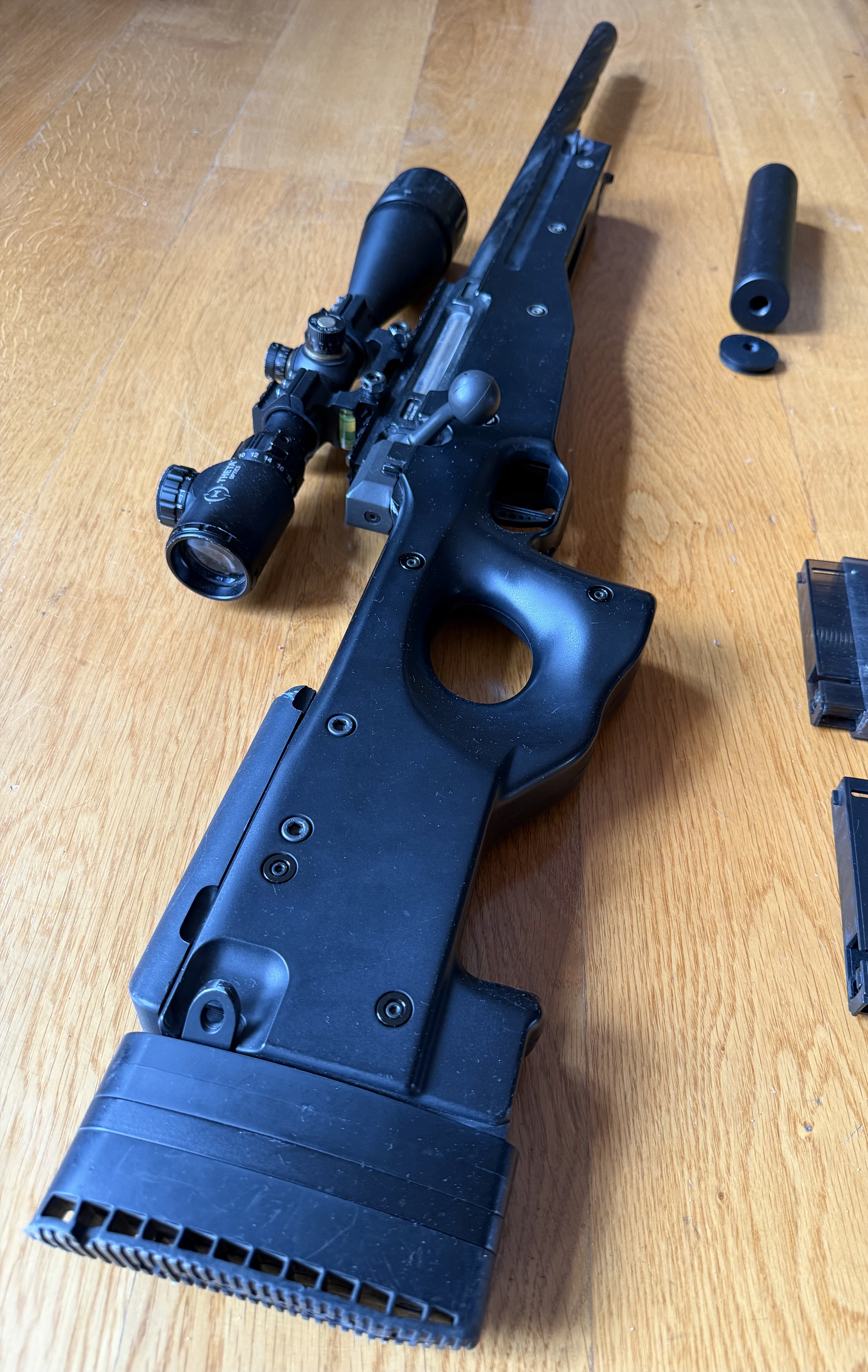 Novritsch SSG-96 + luneta + magazynki + tłumik