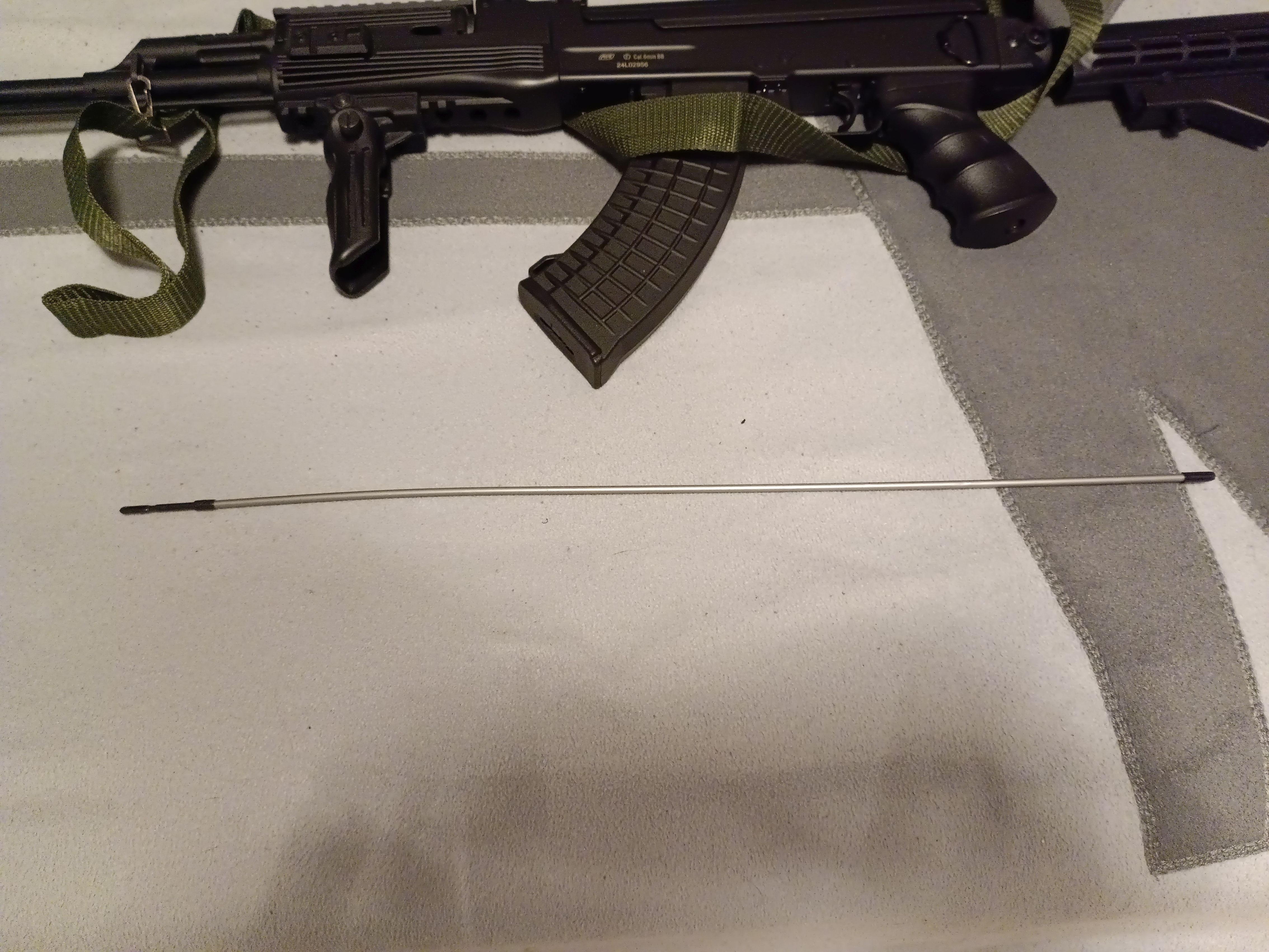 ASG karabinka szturmowego AR-M7T (replika elektryczna na baterie)