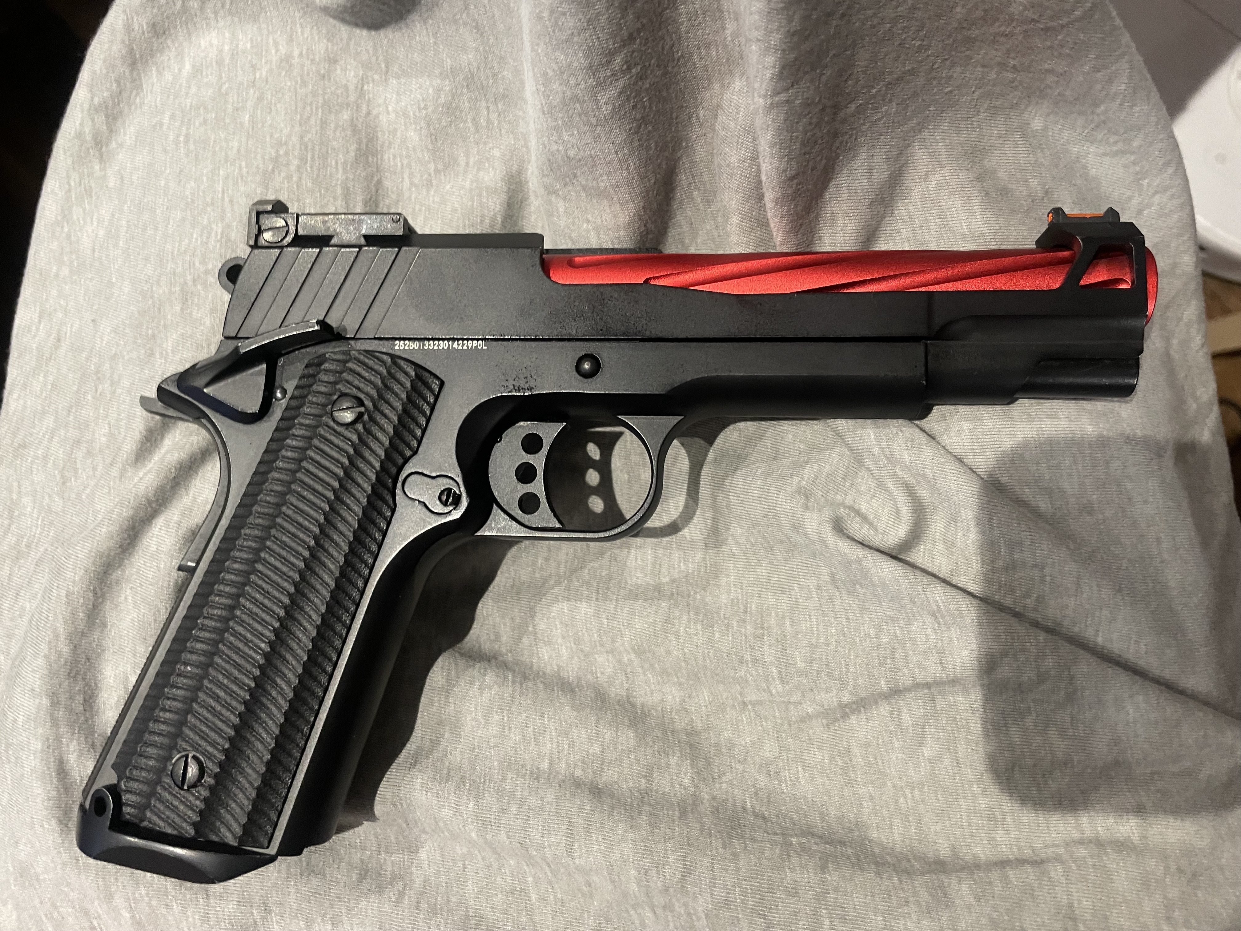 Replika pistoletu 3363 Golden Eagle GBB