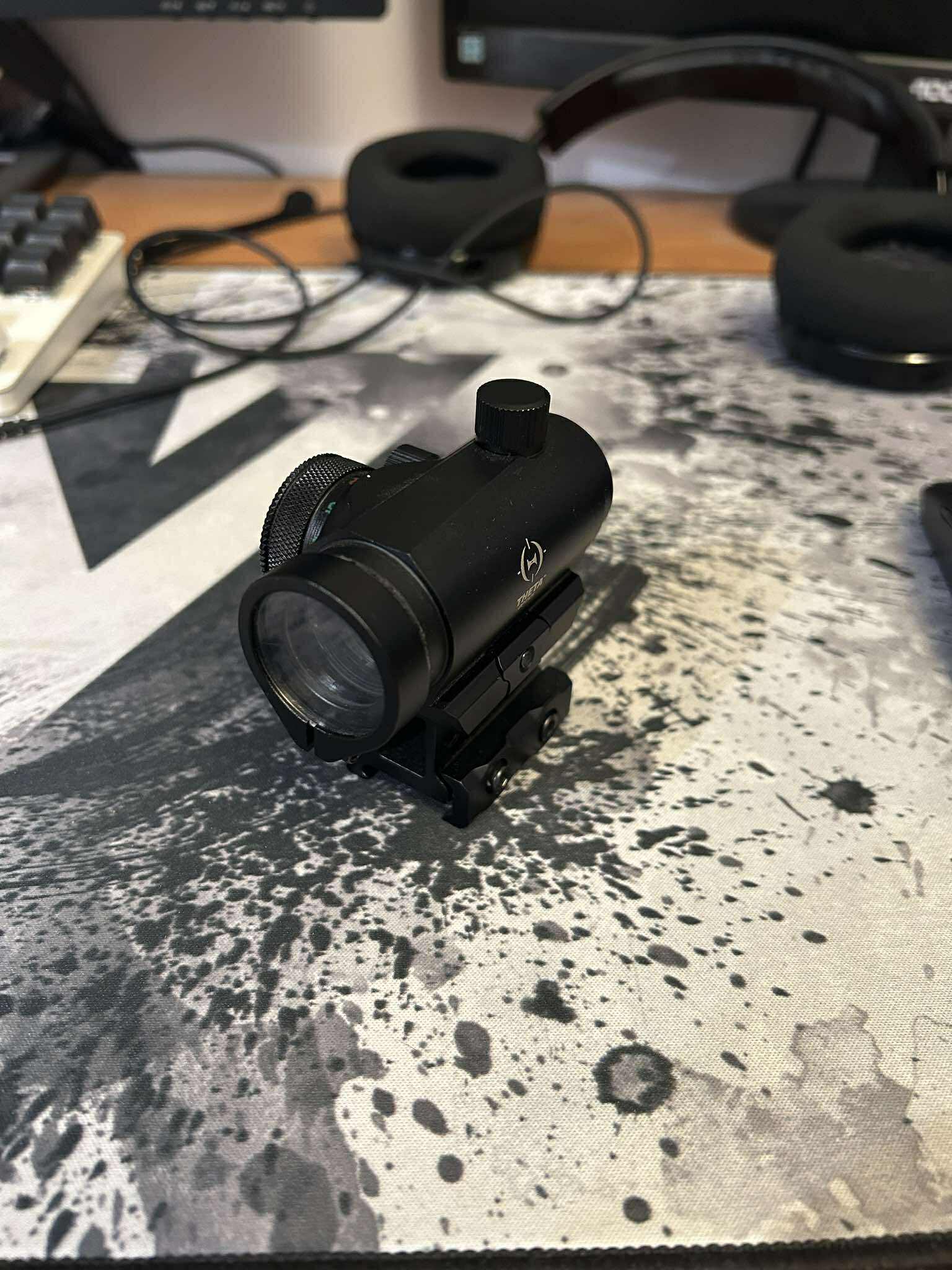 Kolimator ThetaOptics+osłonka