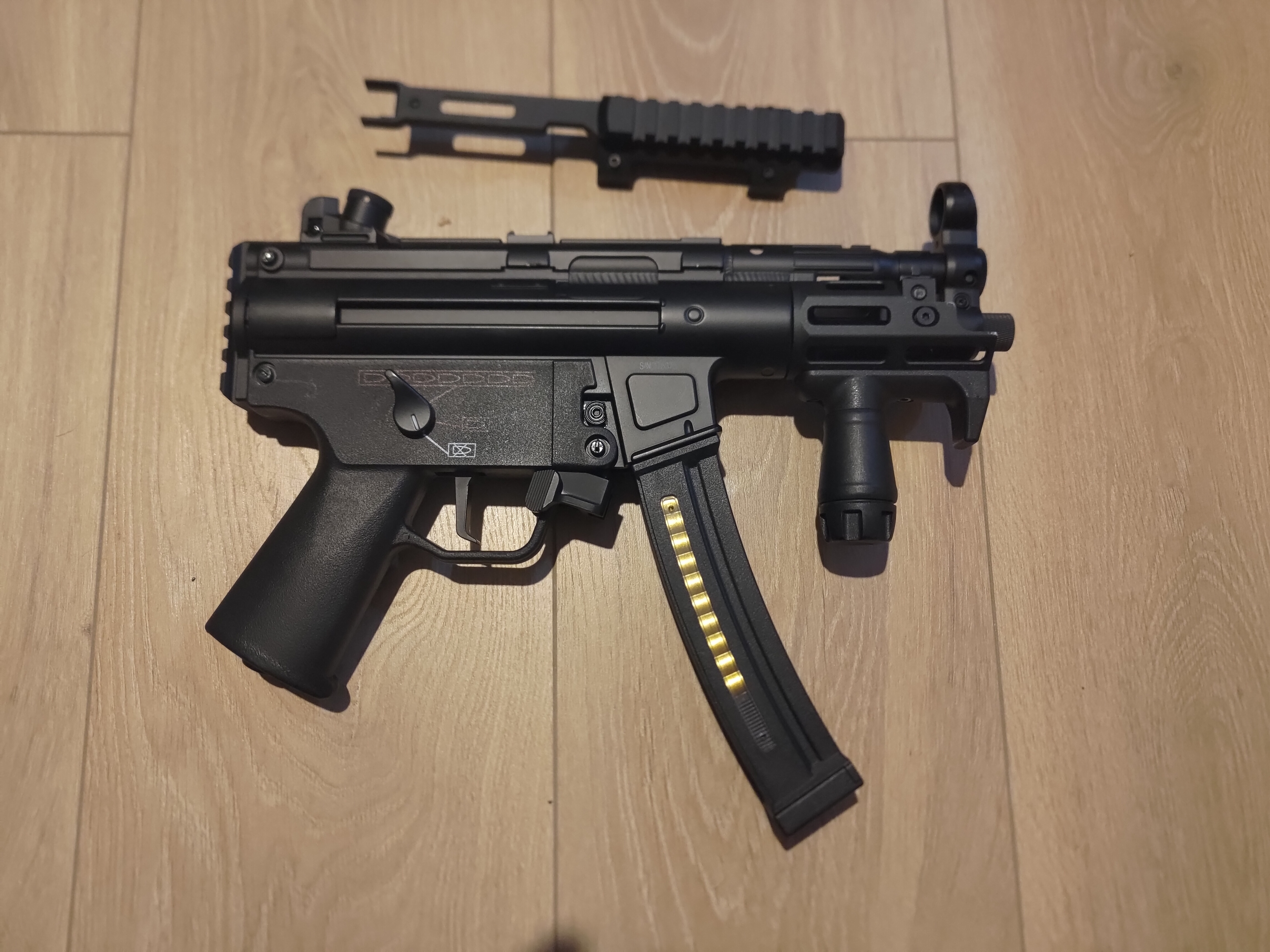 MP5k - CM041L - metalowa - Cyma