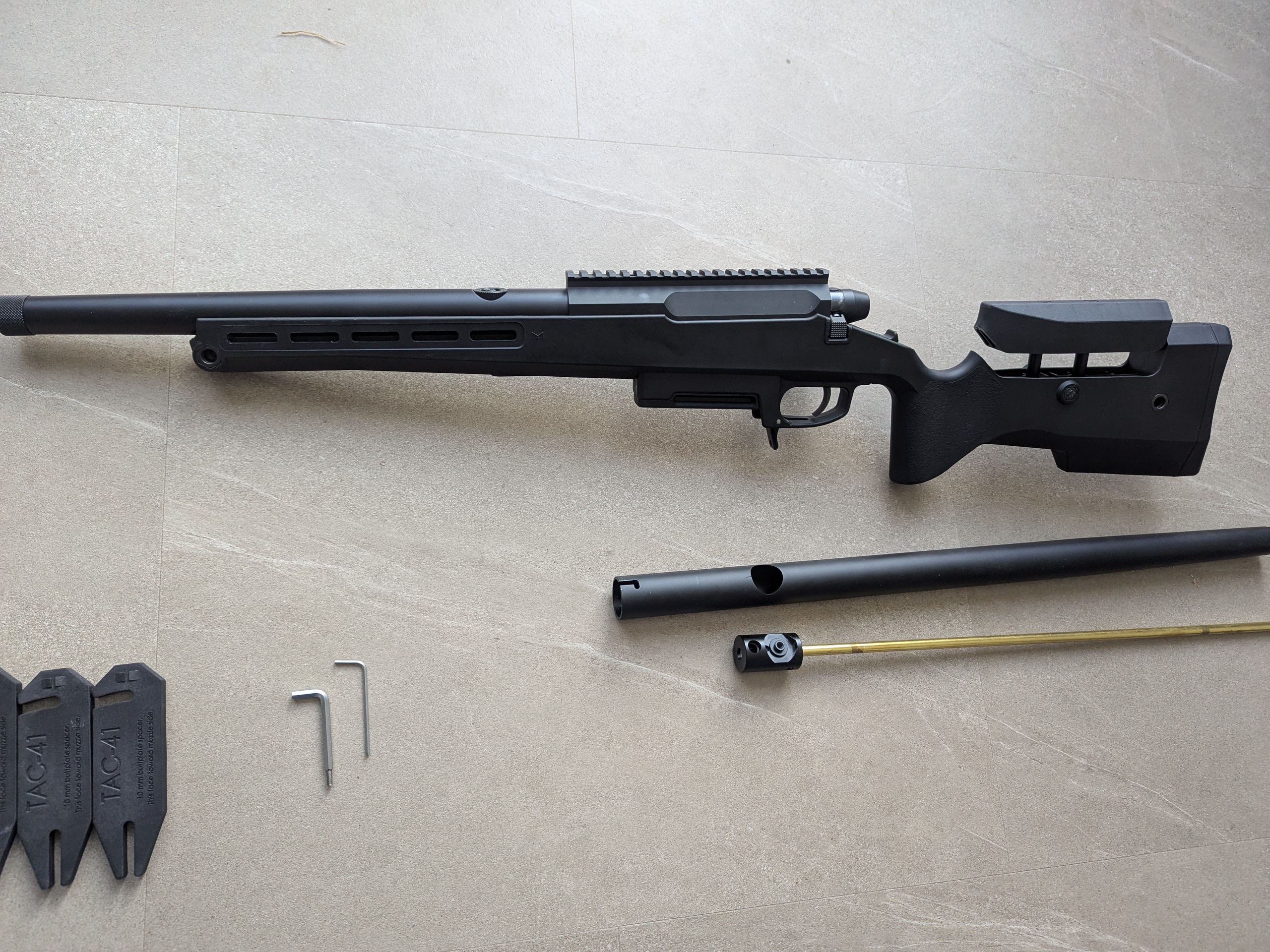 Karabin/ snajperka TAC-41 p Silverback + dodatki