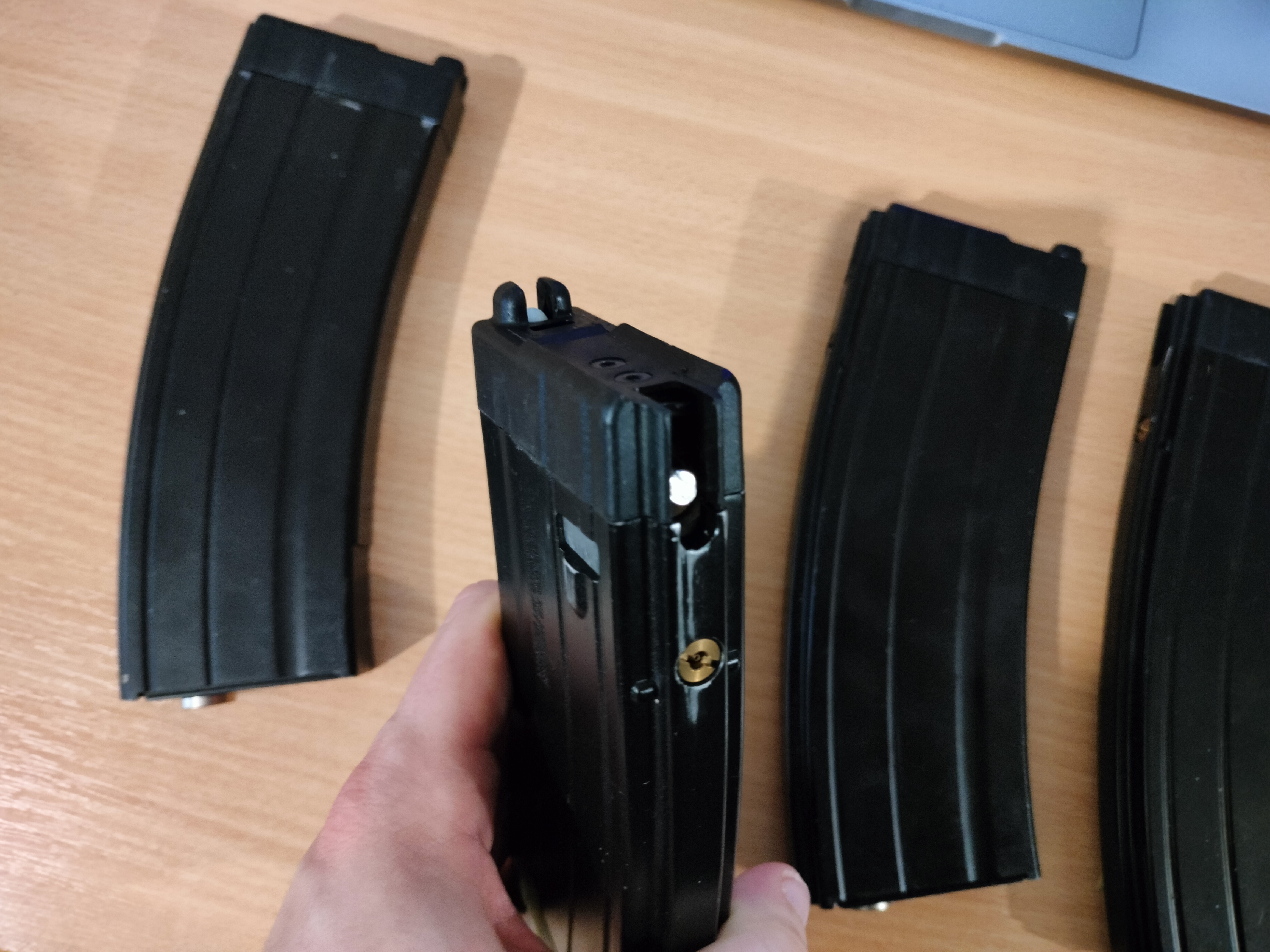 Magazynki gbbr green gas VFC HK416