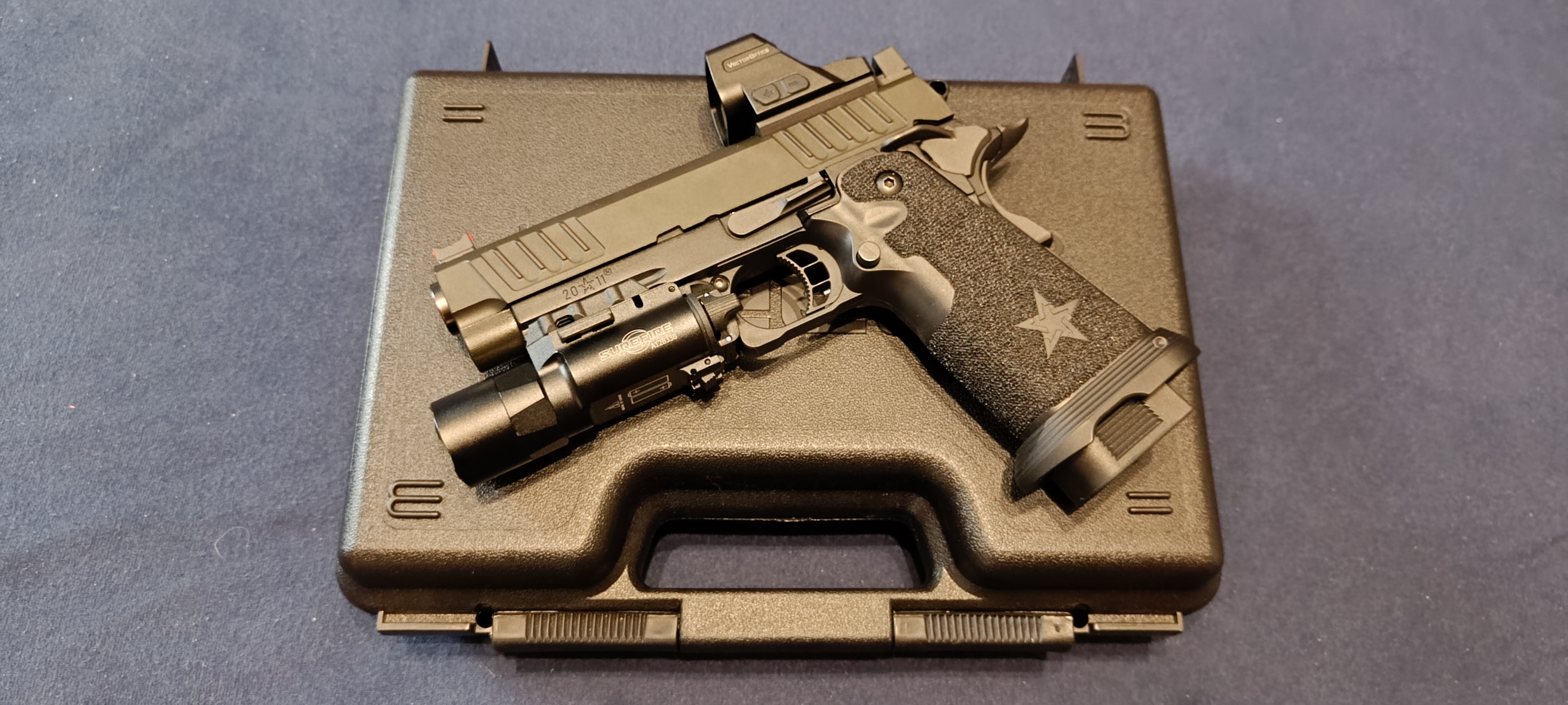 Army Armament R611-3A Staccato P + dodatki