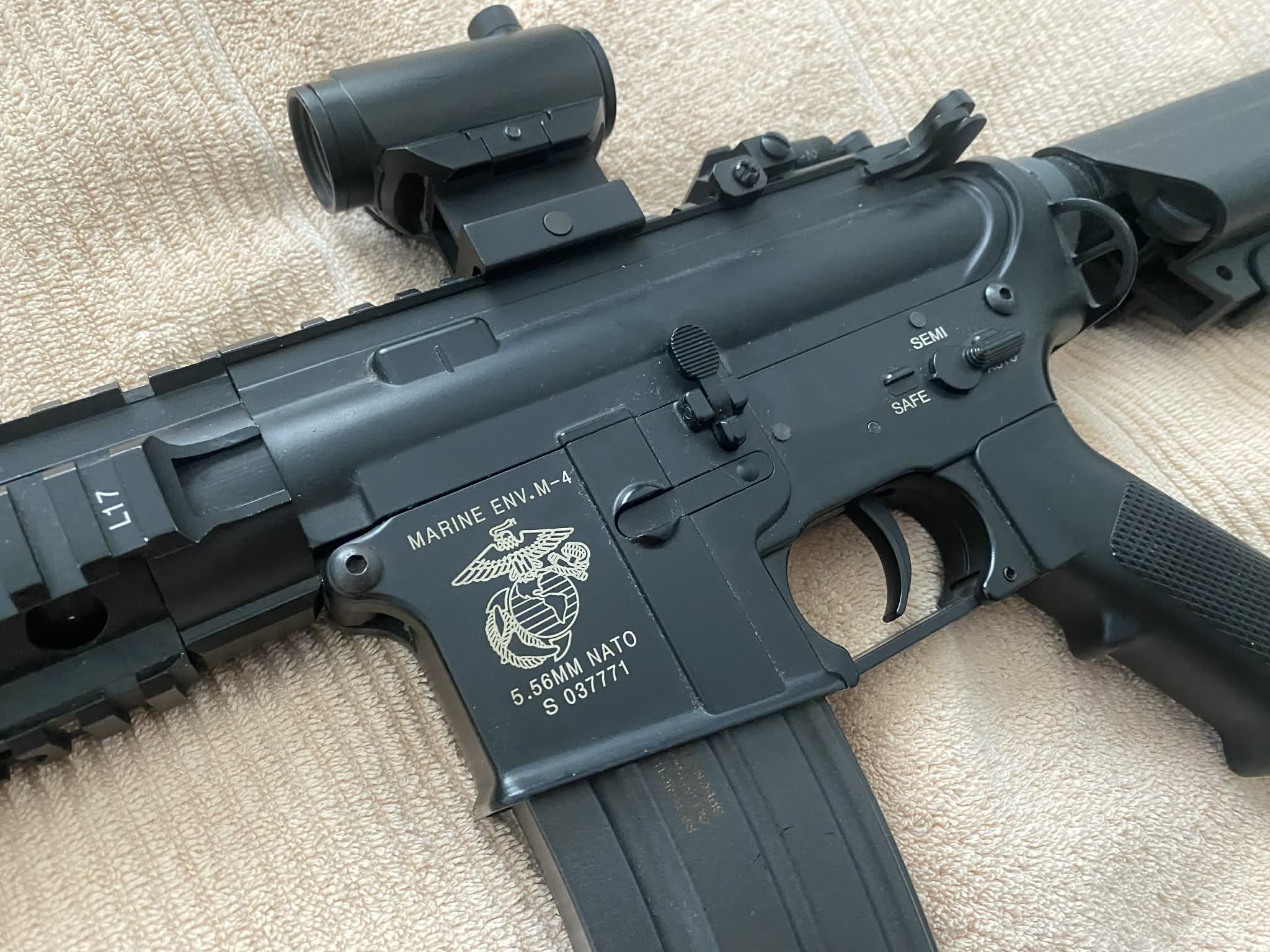 Specna Arms SA-B04 ONE™ - czarna + komponenty.