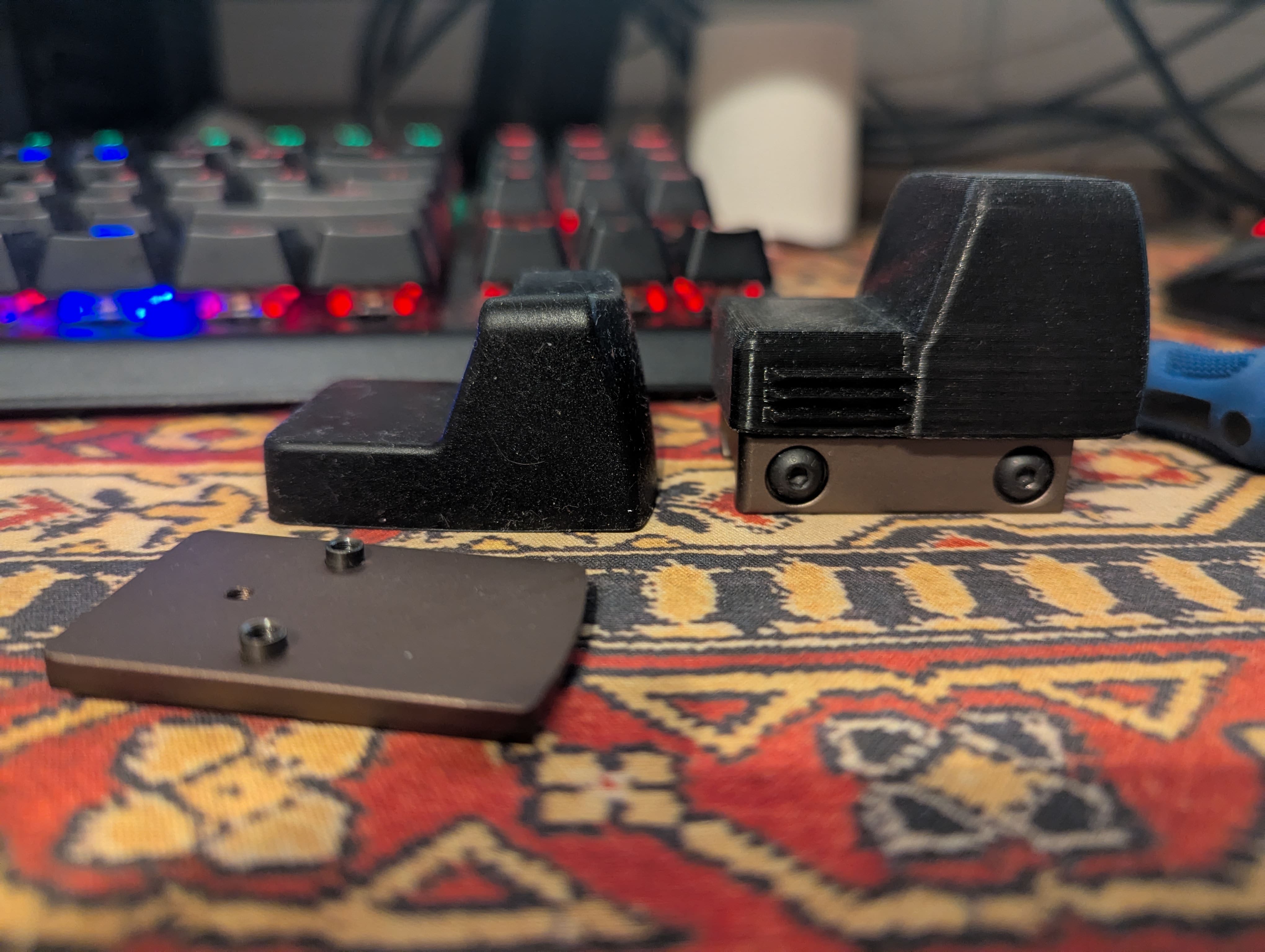 RMR, red dot z osłoną