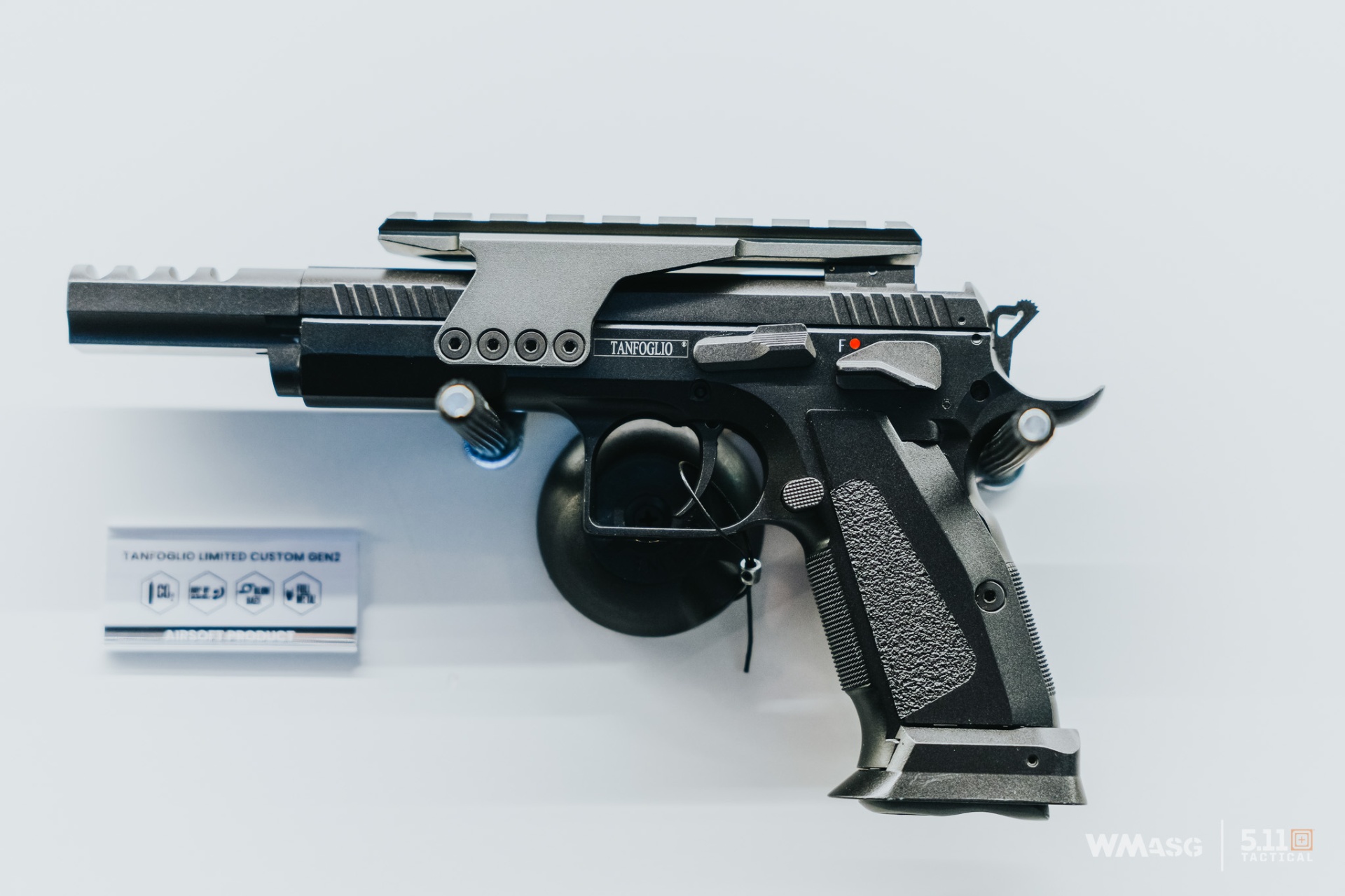 Cybergun na IWA 2023