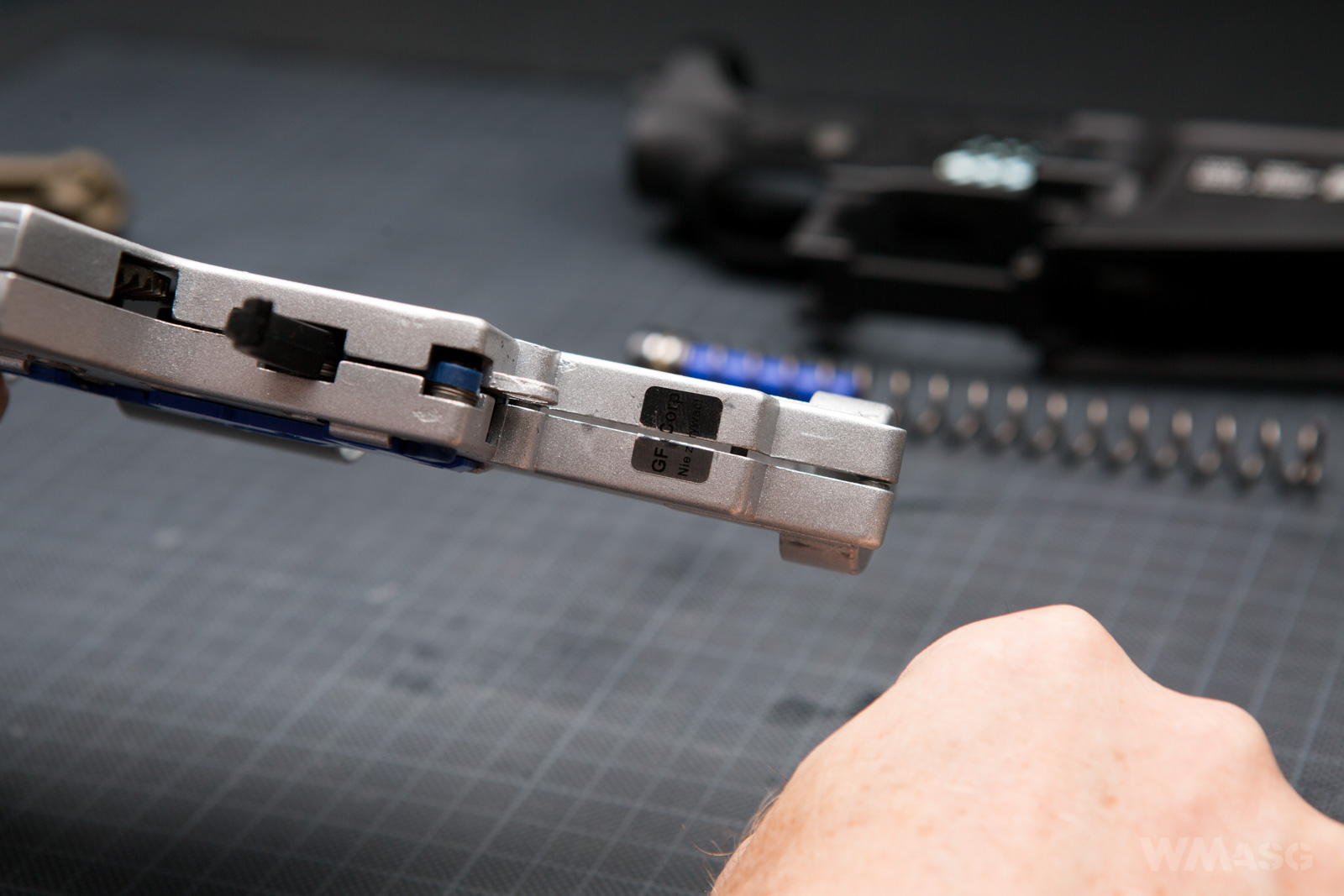 Specna Arms SA-E12 PDW - wewnątrz