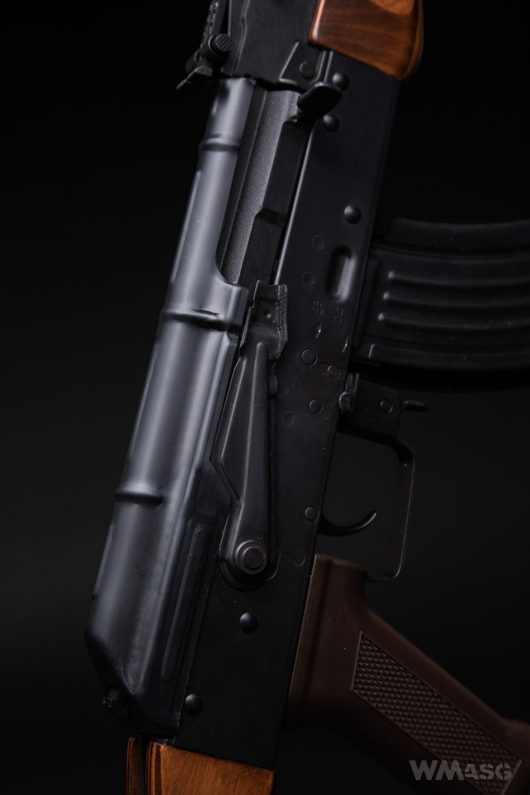 LCKM EBB LCT Airsoft - z zewnątrz