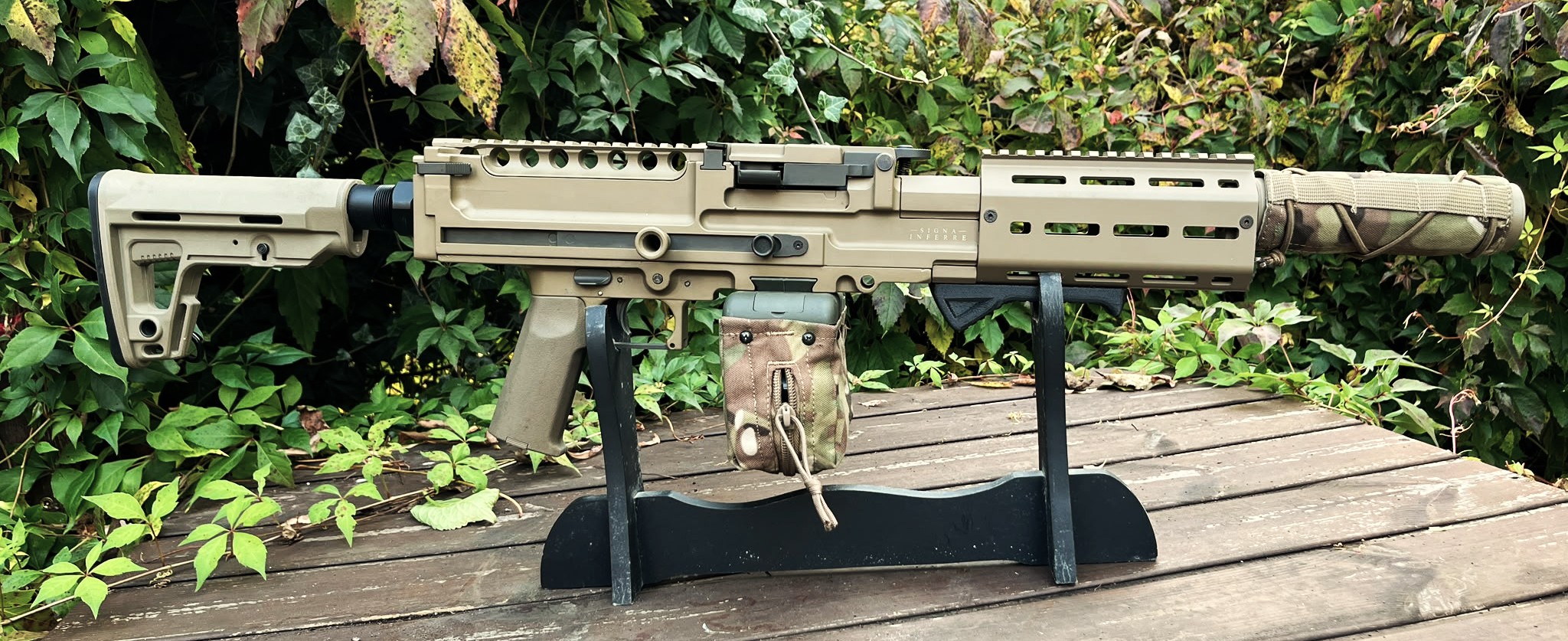 Stoner Secutor Aquila VII LMG - zamiana Scorpion EVO